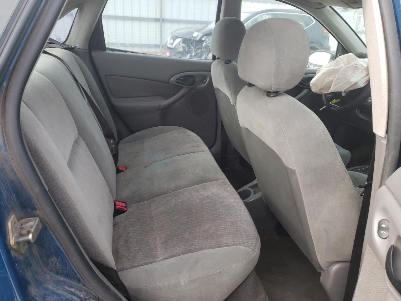 Photo 6 from auction – 2000 FORD FOCUS SE with VIN 1FAFP343XYW140082