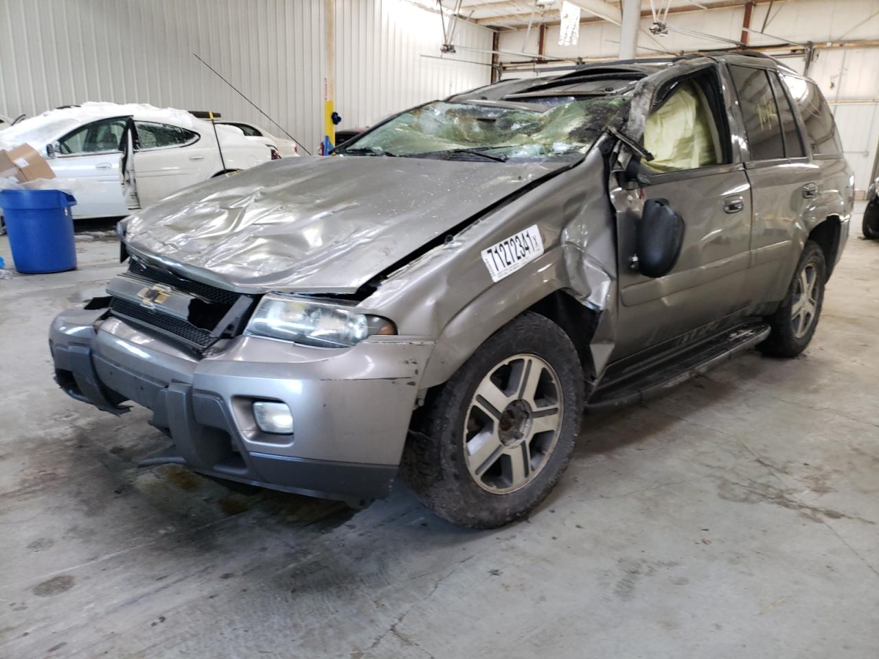 Photo 2 from auction – 2005 CHEVROLET TRAILBLAZE with VIN 1GNDT13S852334159