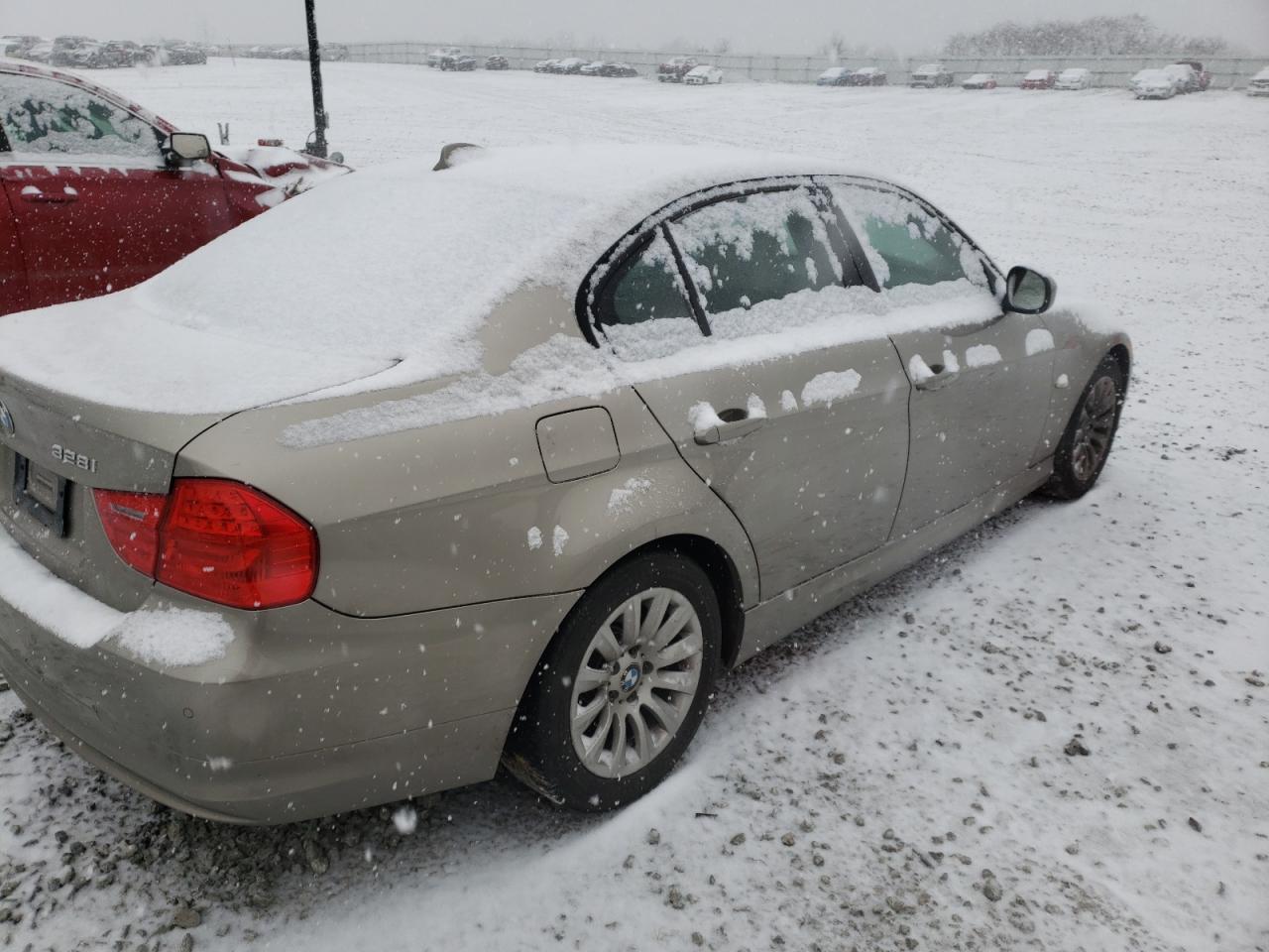 Photo 4 from auction – 2009 BMW 328 I with VIN WBAPH77539NL82216