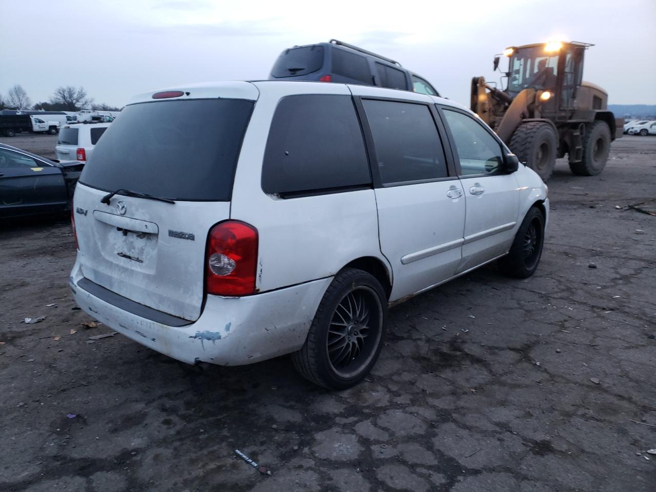 Photo 4 from auction – 2003 MAZDA MPV WAGON with VIN JM3LW28J630341953