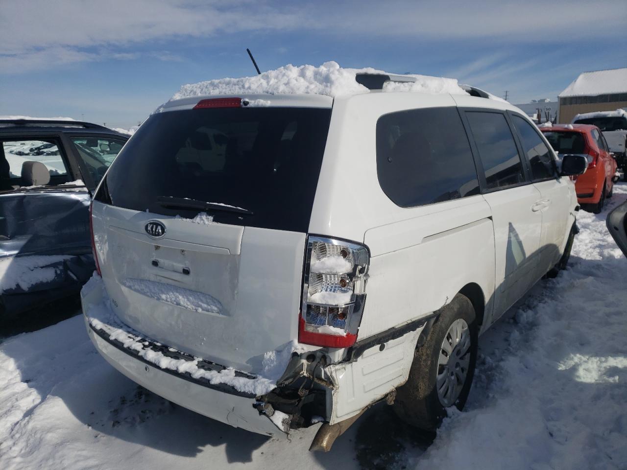 Photo 4 from auction – 2011 KIA SEDONA LX with VIN KNDMG4C77B6407990