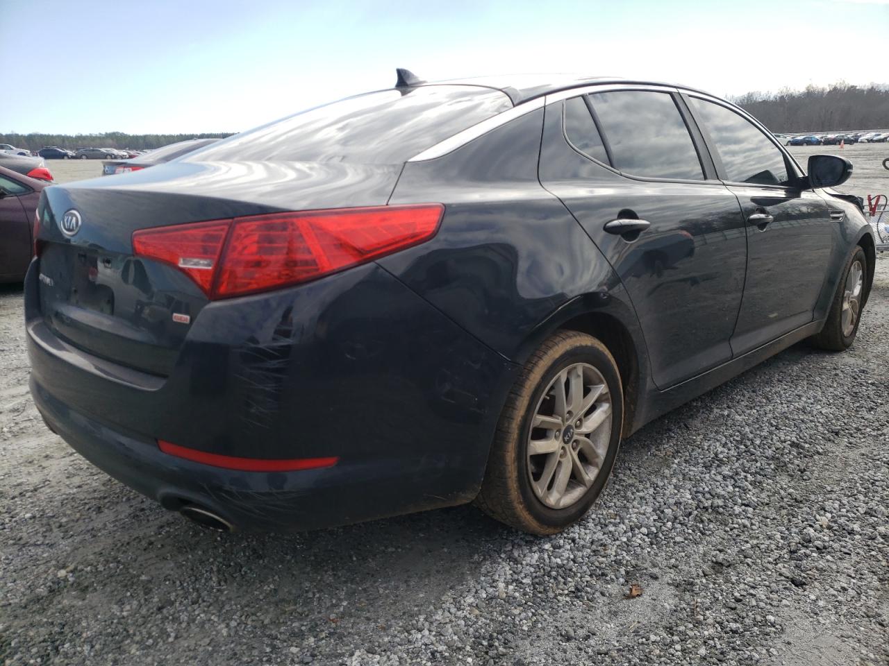 Photo 4 from auction – 2011 KIA OPTIMA LX with VIN KNAGM4A73B5073615
