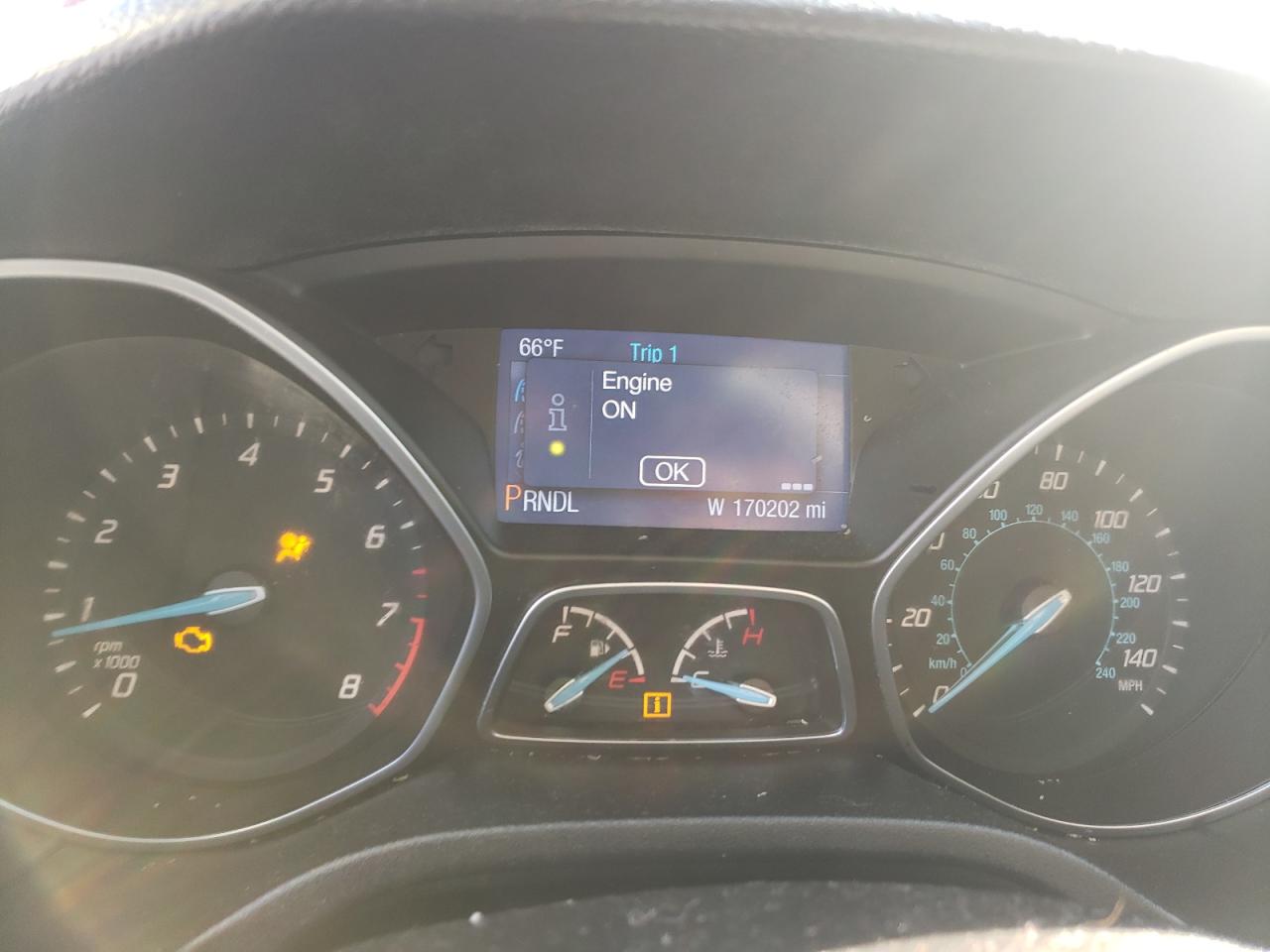 Photo 8 from auction – 2014 FORD FOCUS SE with VIN 1FADP3F22EL435847