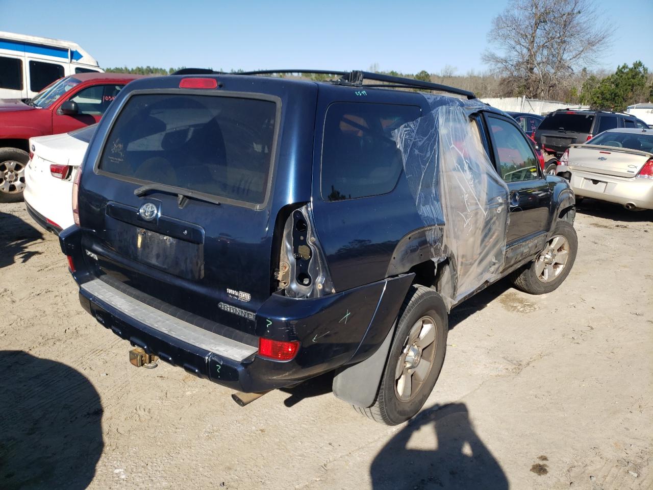 Photo 4 from auction – 2005 TOYOTA 4RUNNER SR with VIN JTEZU14R458037485