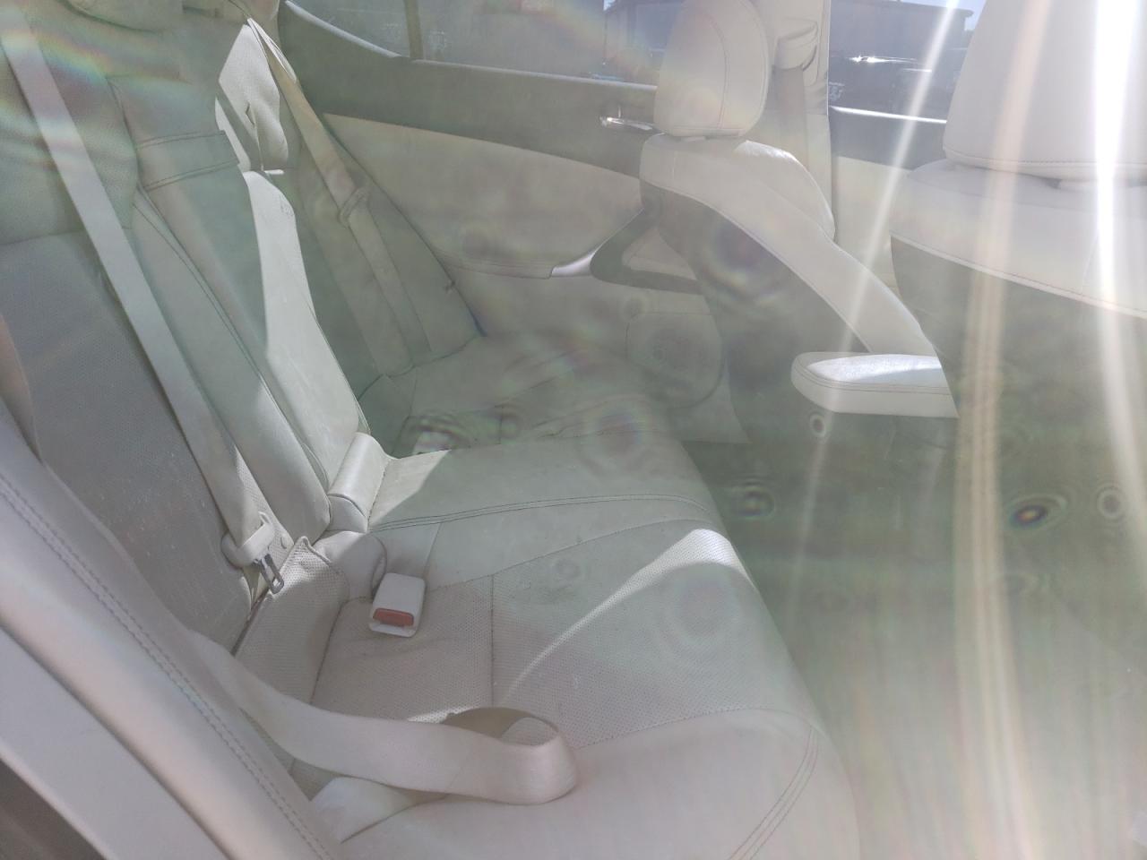 Photo 6 from auction – 2012 LEXUS IS 250 with VIN JTHBF5C26C5175831