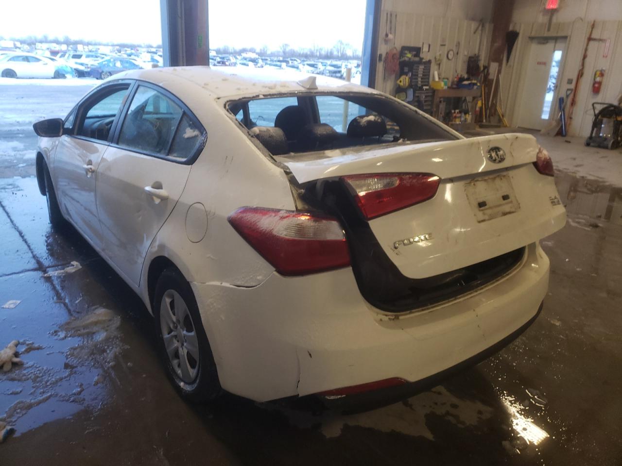 Photo 3 from auction – 2016 KIA FORTE LX with VIN KNAFK4A60G5467007