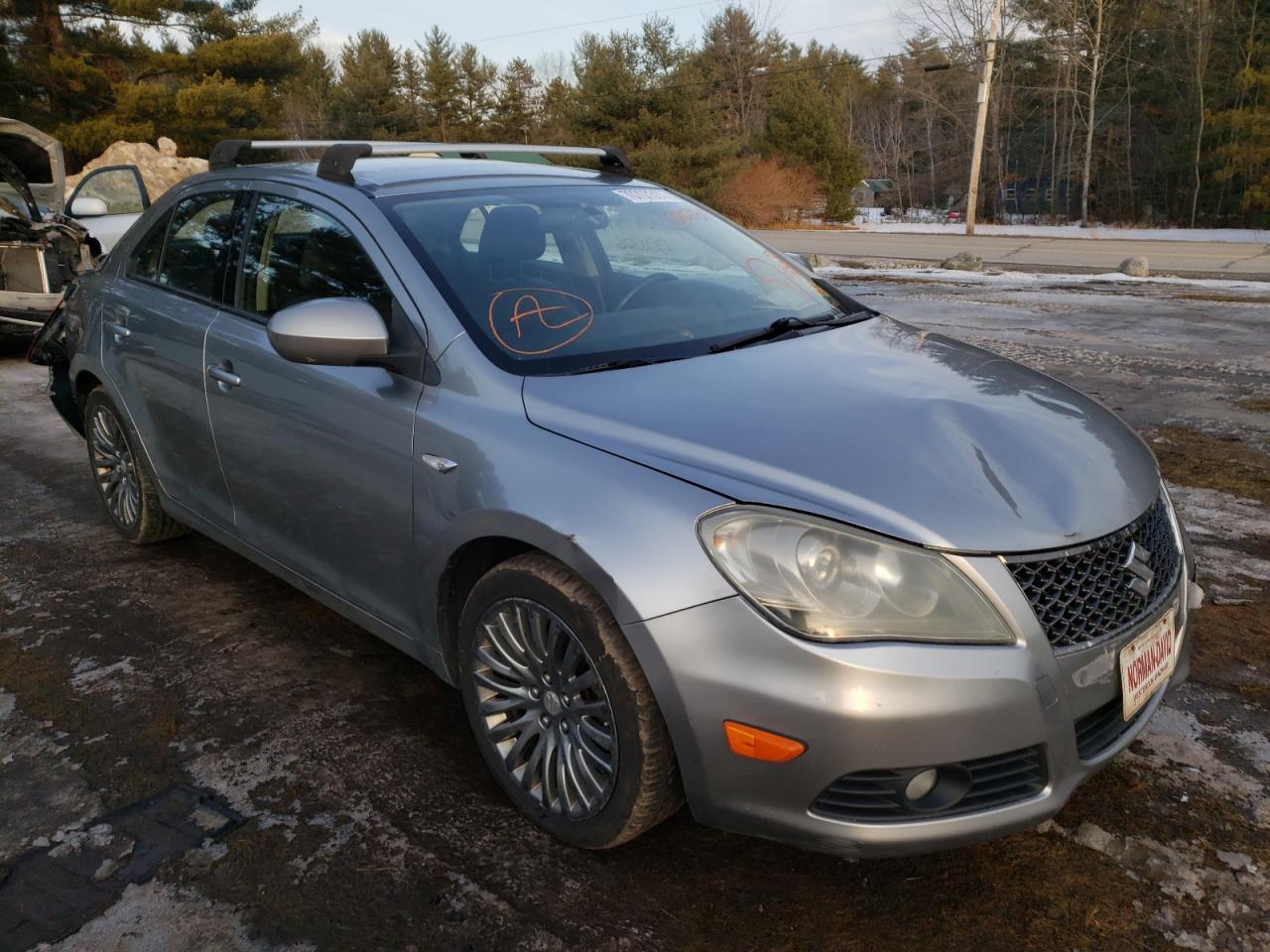 SUZUKI KIZASHI SE 2011 z numerem VIN JS2RF9A38B6111128 - Zdjęcie z aukcji