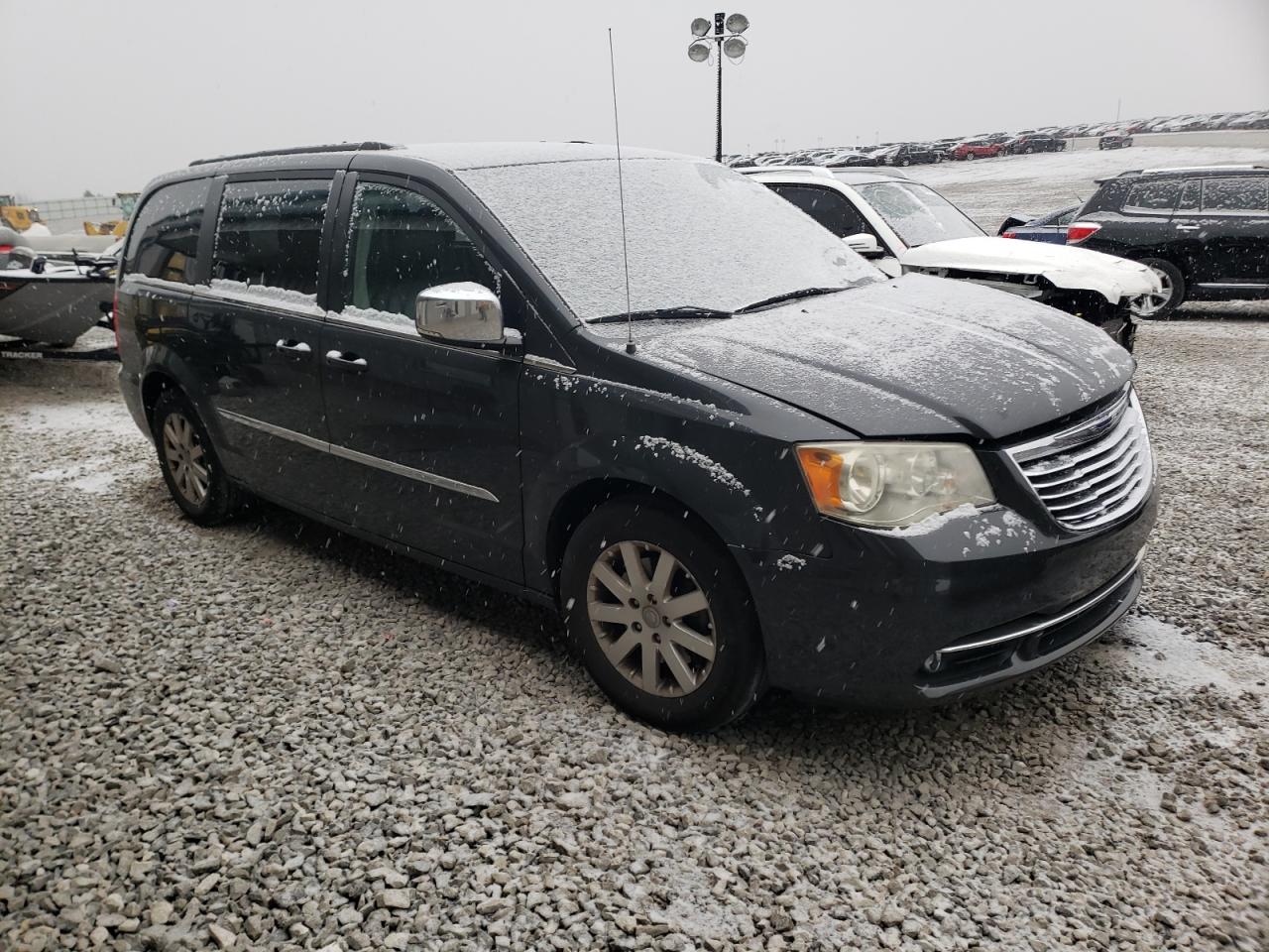 CHRYSLER TOWN & COU 2012 with VIN 2C4RC1CG8CR125271 - Photo from auction