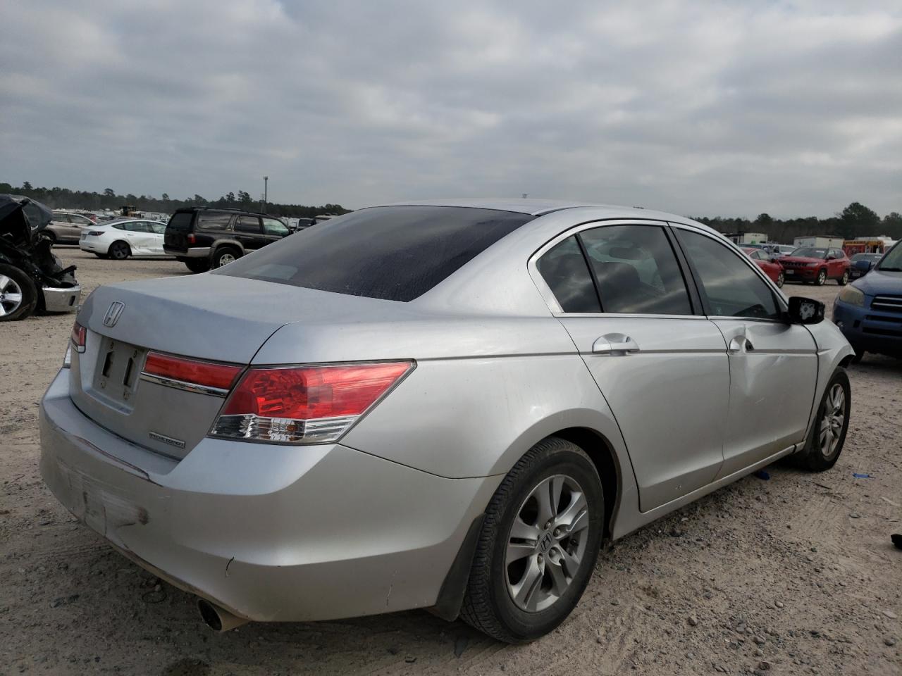 Photo 4 from auction – 2011 HONDA ACCORD SE with VIN 1HGCP2F66BA155277