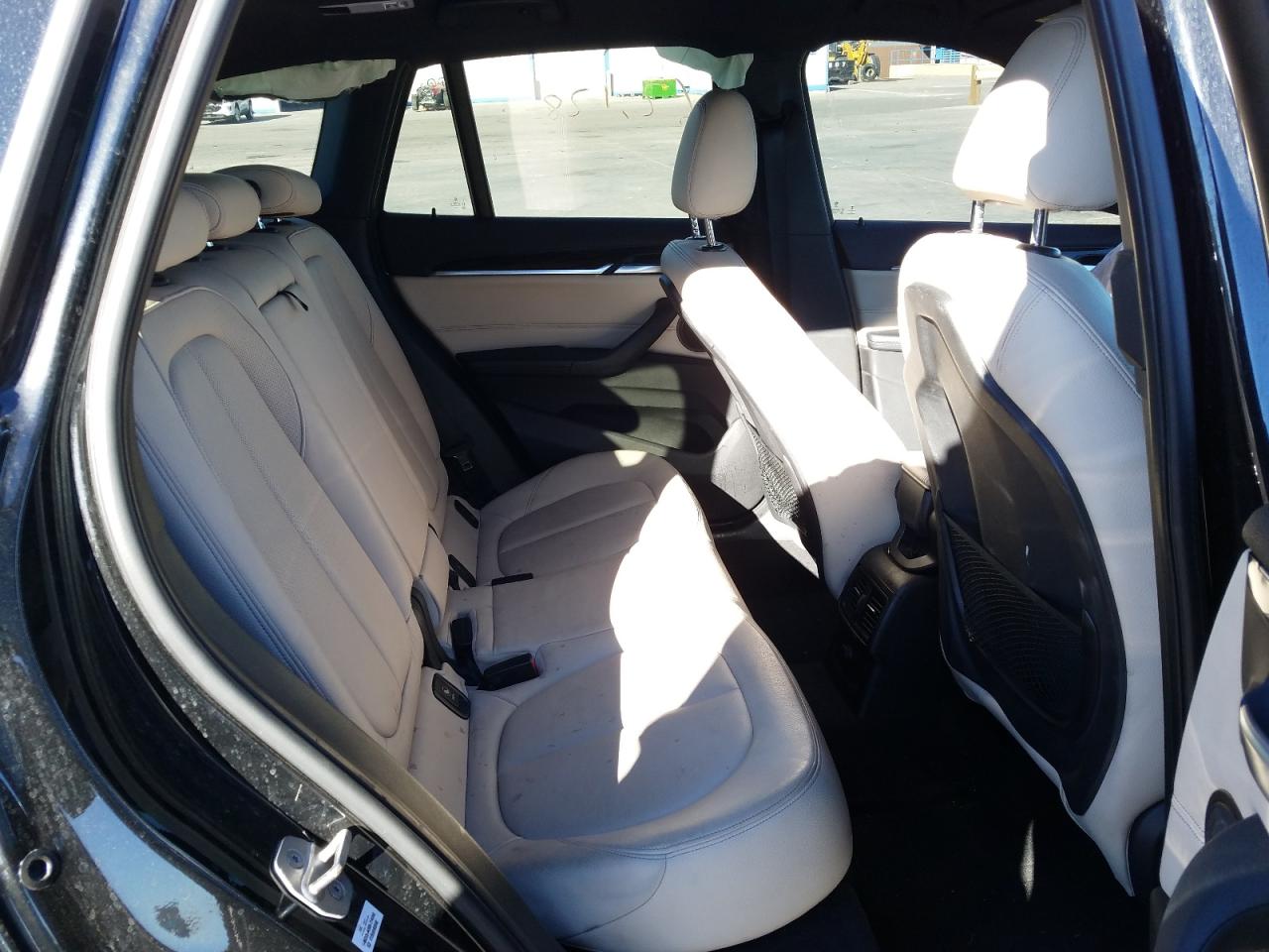 Photo 6 from auction – 2016 BMW X1 XDRIVE2 with VIN WBXHT3C32G5E50740