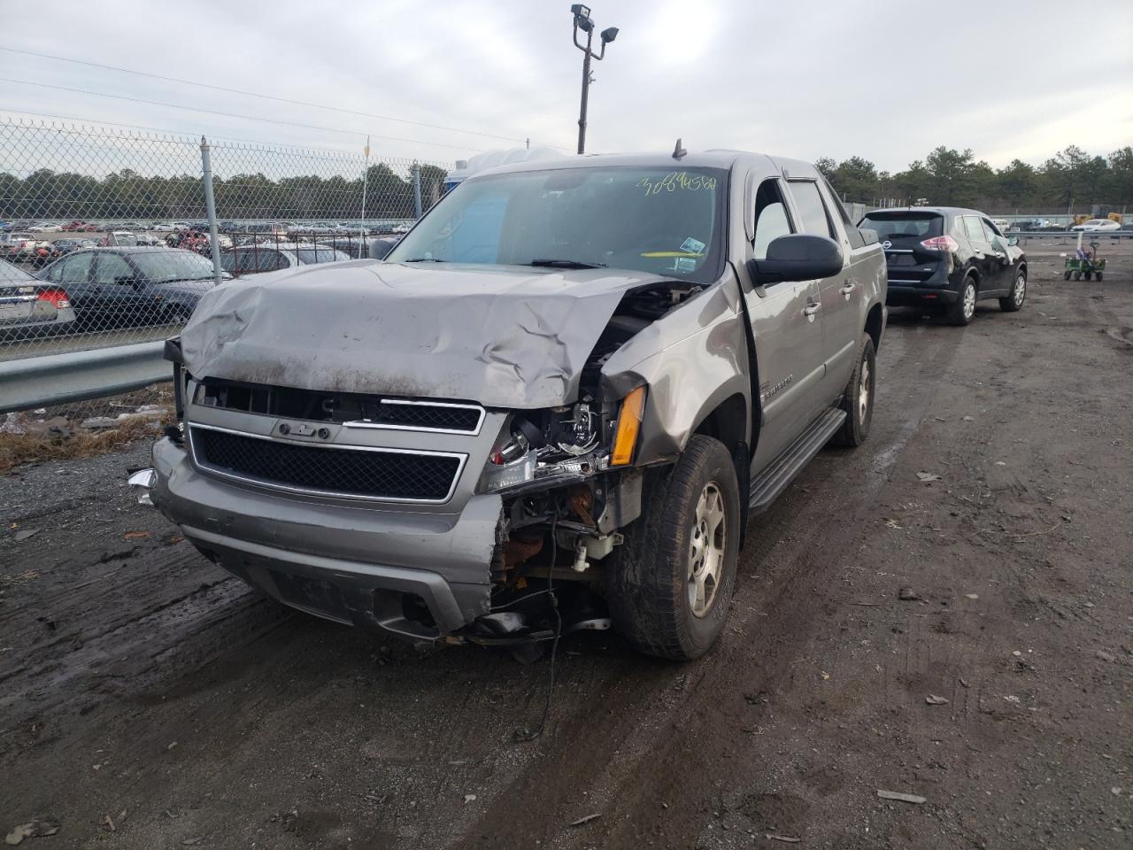 Photo 2 from auction – 2007 CHEVROLET AVALANCHE with VIN 3GNFK12317G112918