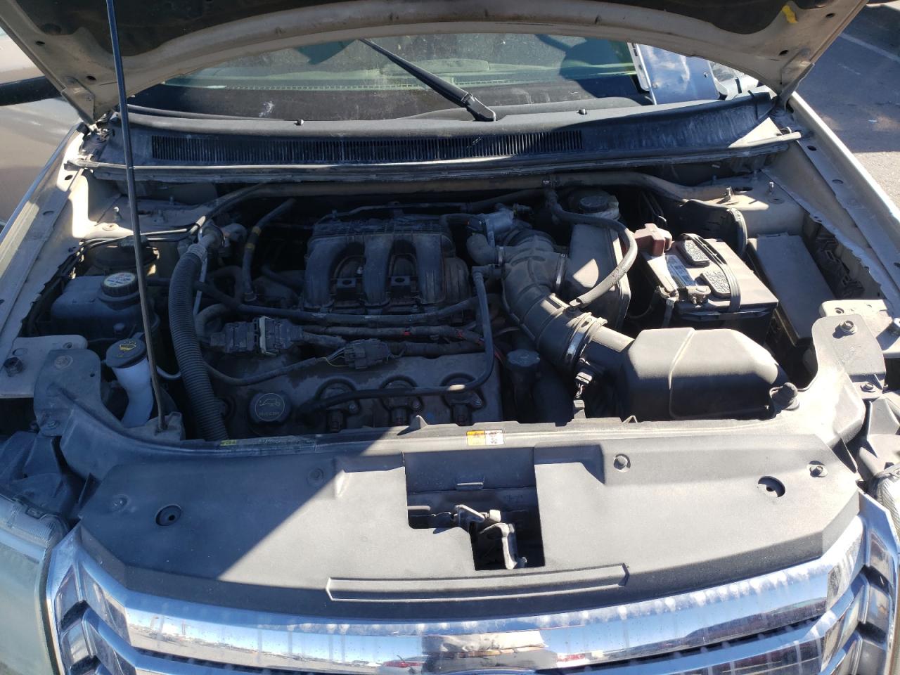 Photo 7 from auction – 2008 FORD TAURUS X S with VIN 1FMDK02W28GA25655