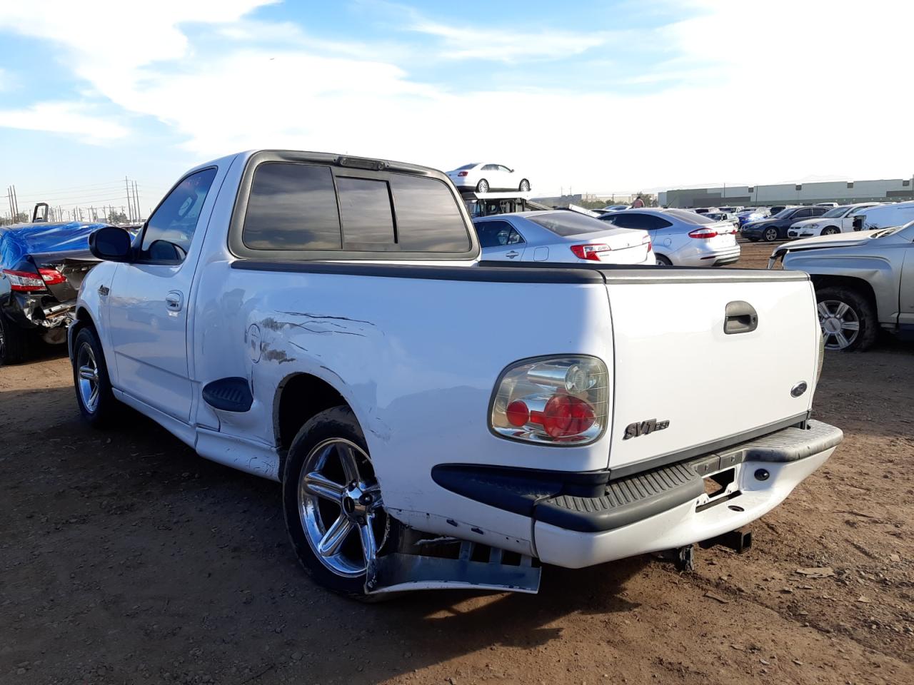Photo 3 from auction – 2004 FORD F150 SVT L with VIN 2FTRF07374CA11792