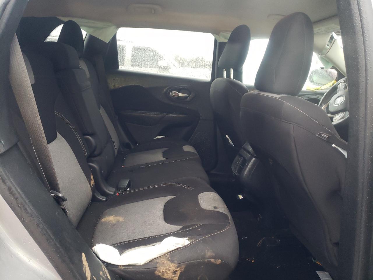 Photo 6 from auction – 2014 JEEP CHEROKEE L with VIN 1C4PJMCS4EW208046