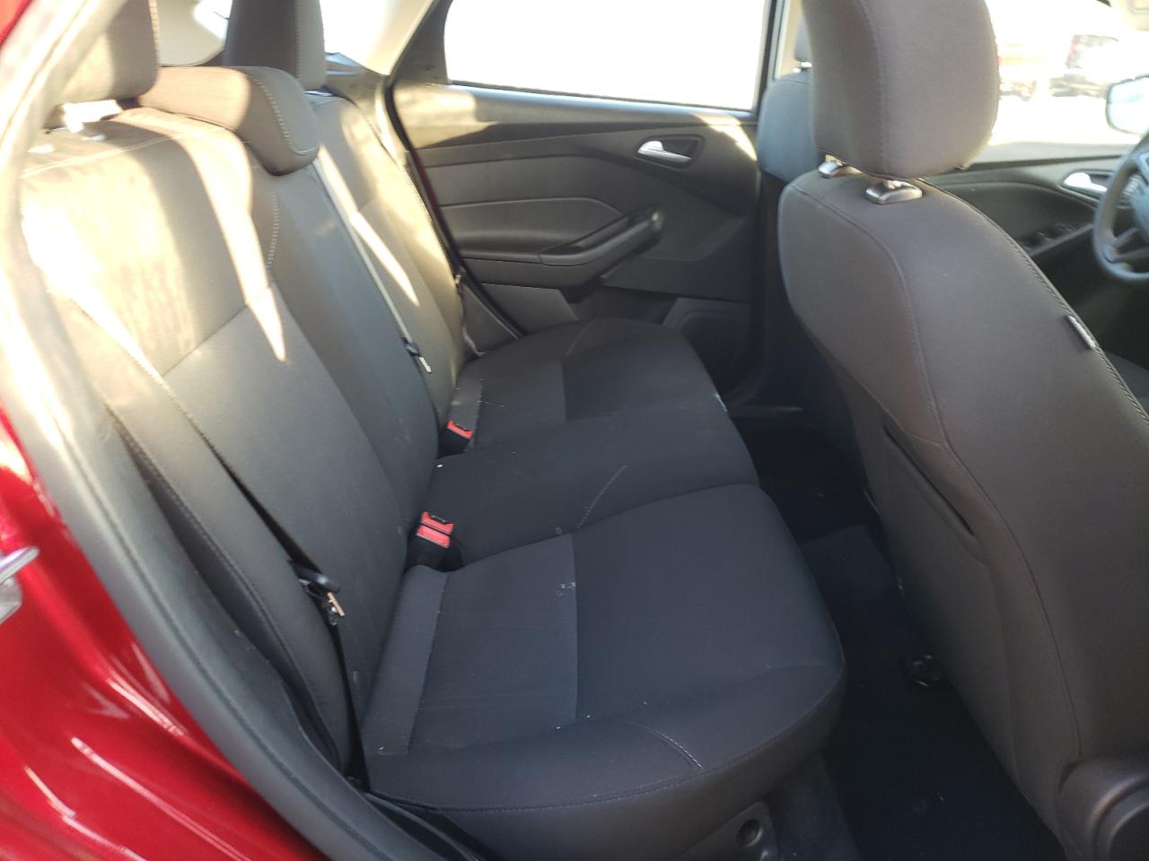 Photo 6 from auction – 2015 FORD FOCUS SE with VIN 1FADP3K27FL369626