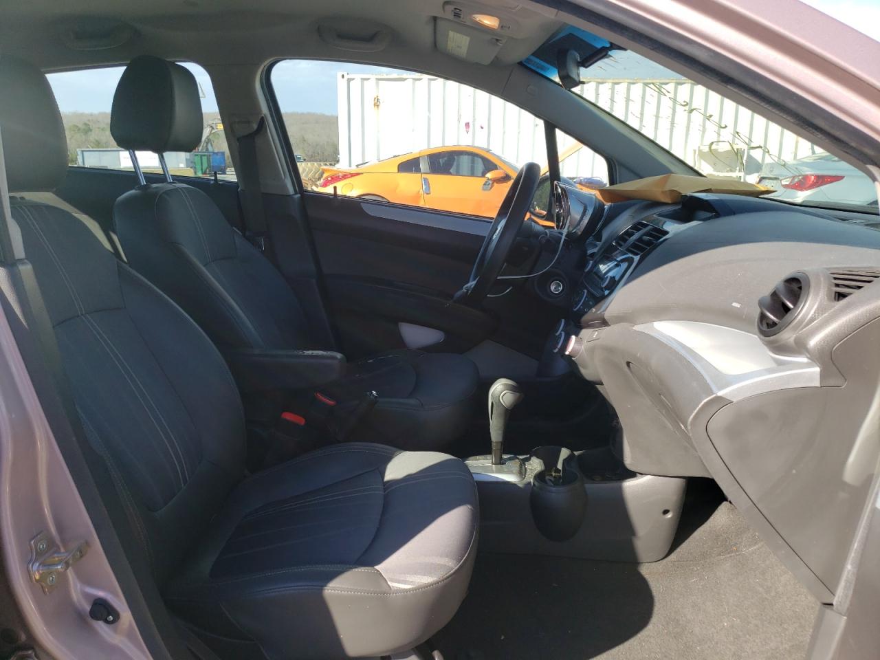 Photo 5 from auction – 2013 CHEVROLET SPARK LS with VIN KL8CB6S91DC590230