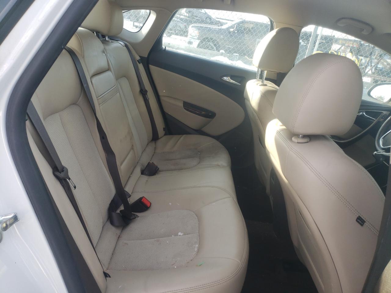 Photo 6 from auction – 2014 BUICK VERANO with VIN 1G4PP5SK6E4123903