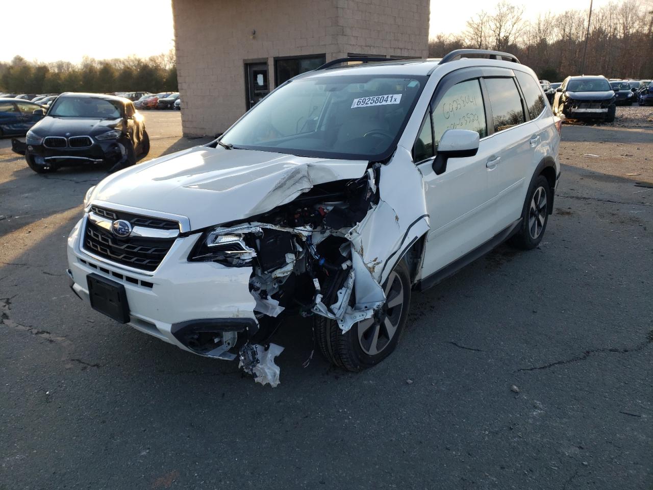 Photo 2 from auction – 2018 SUBARU FORESTER 2 with VIN JF2SJARC7JH469034