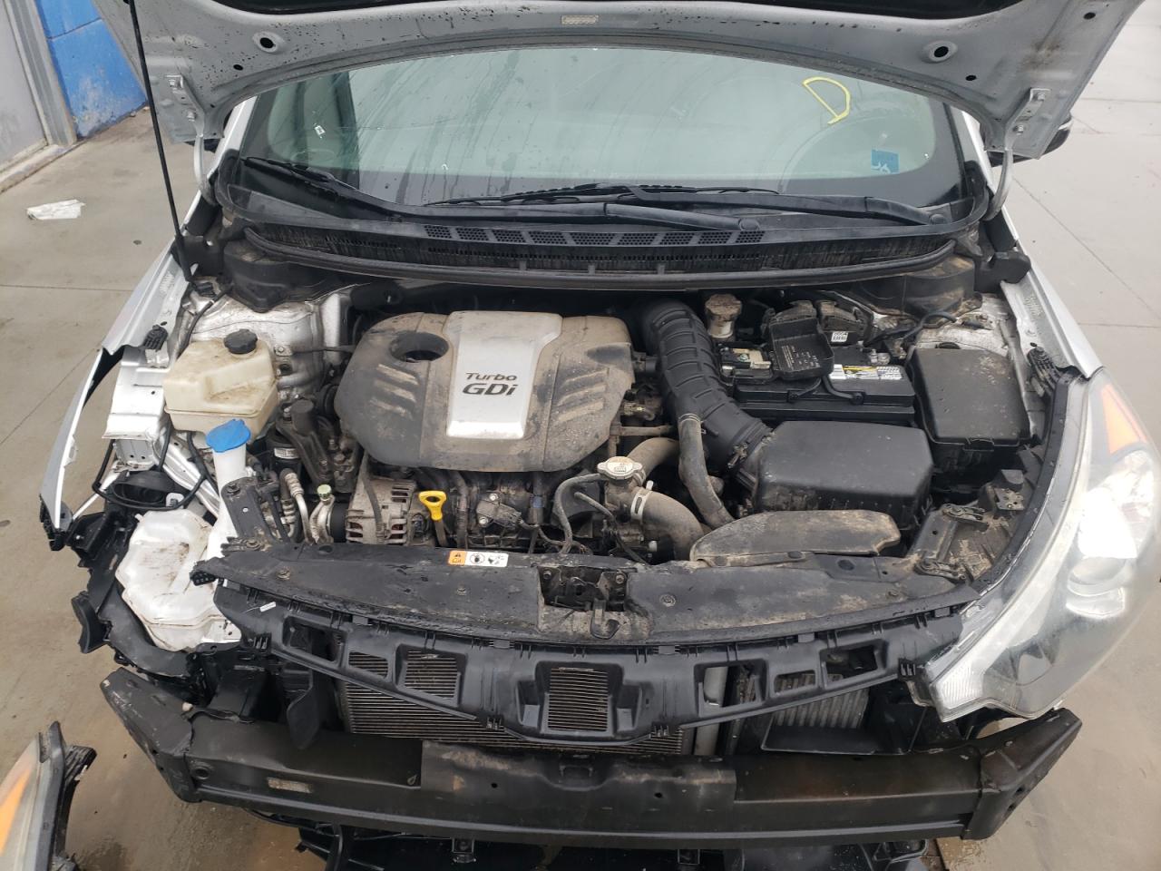 Photo 7 from auction – 2016 KIA FORTE SX with VIN KNAFZ6A38G5591832