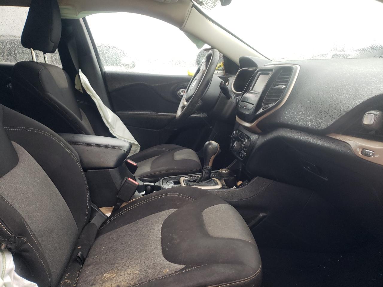 Photo 5 from auction – 2014 JEEP CHEROKEE L with VIN 1C4PJMCS4EW208046