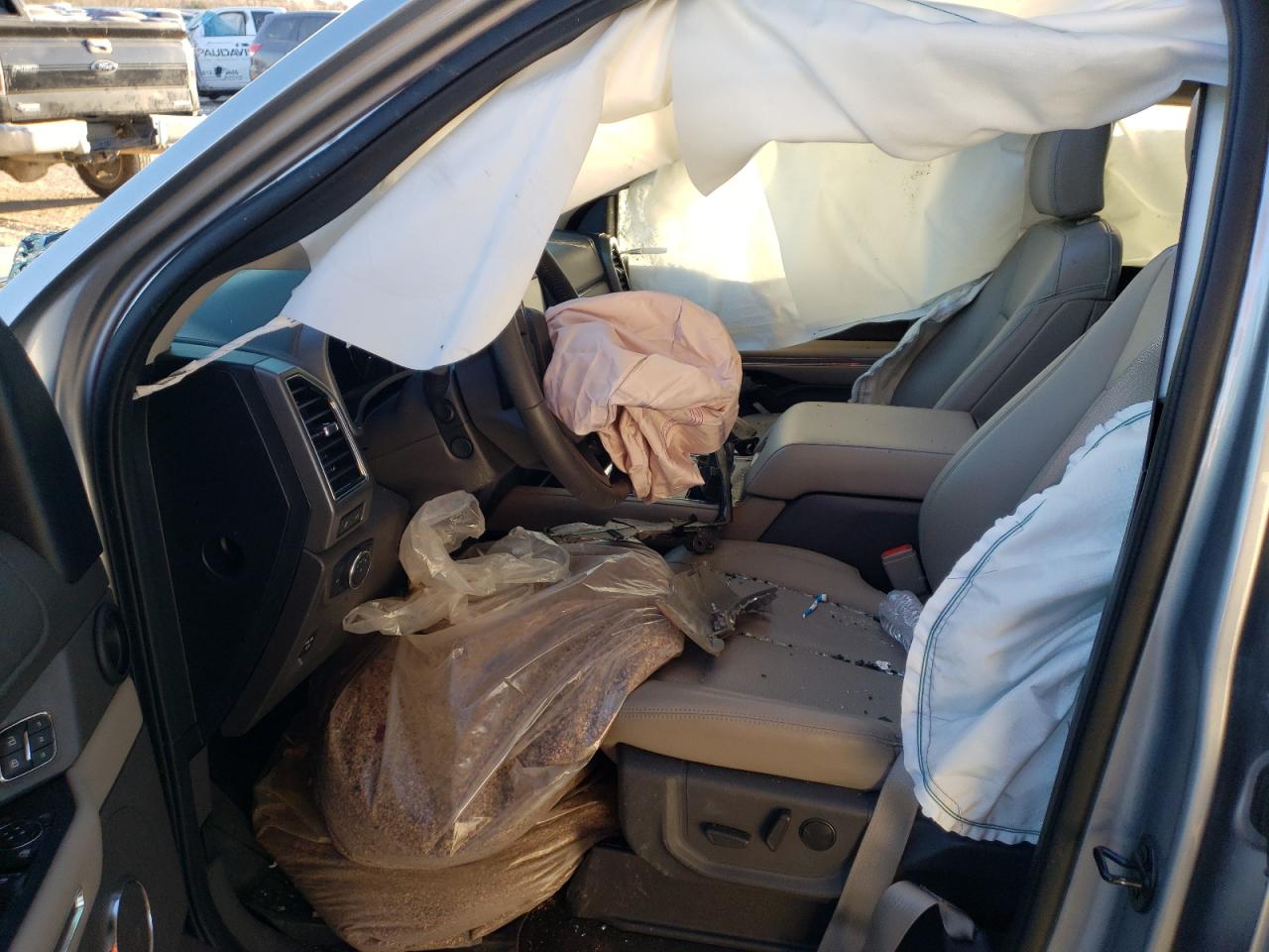 Photo 5 from auction – 2020 FORD EXPEDITION with VIN 1FMJU1HT3LEA06133