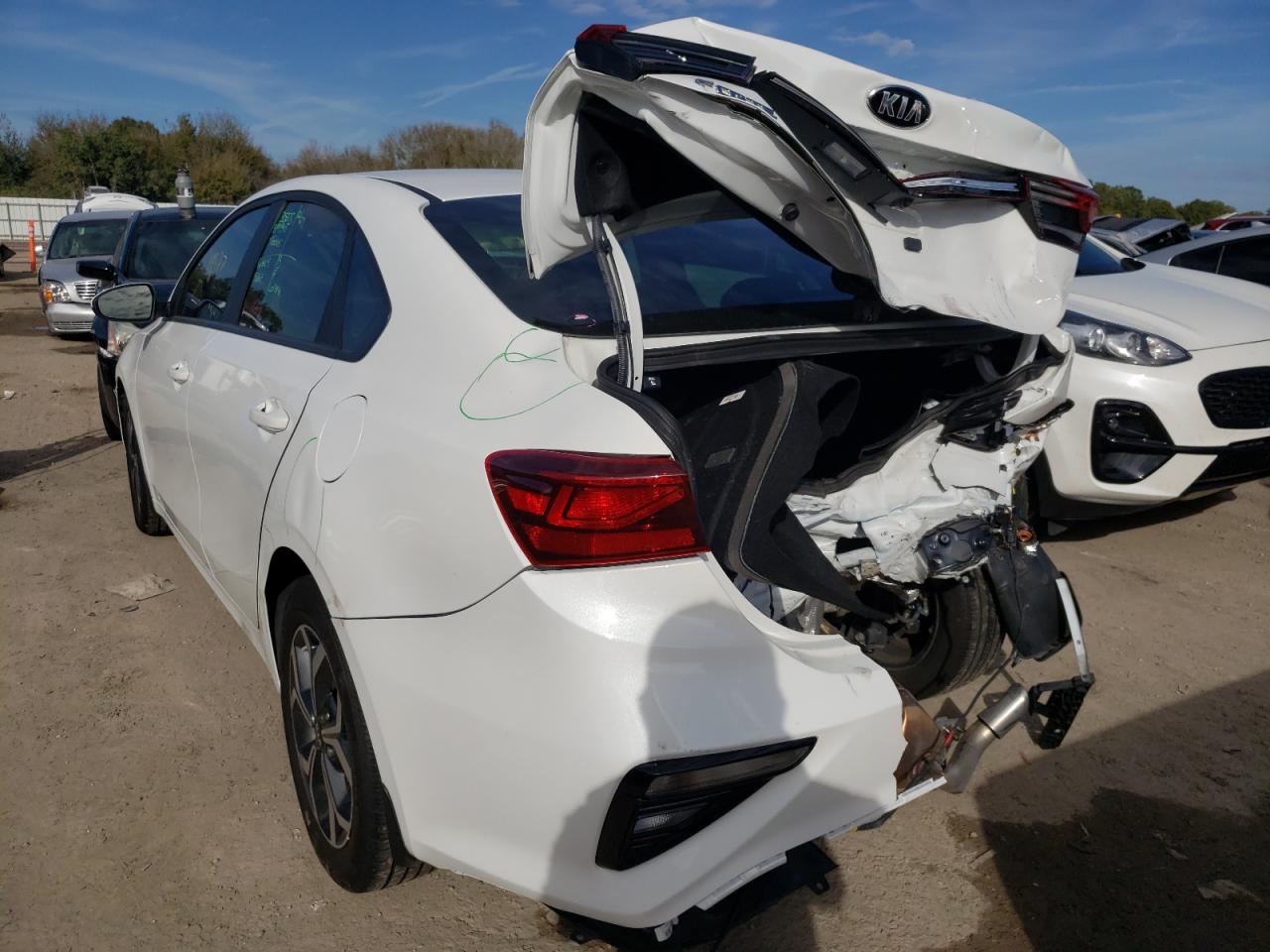 Photo 3 from auction – 2021 KIA FORTE FE with VIN 3KPF24AD6ME312348