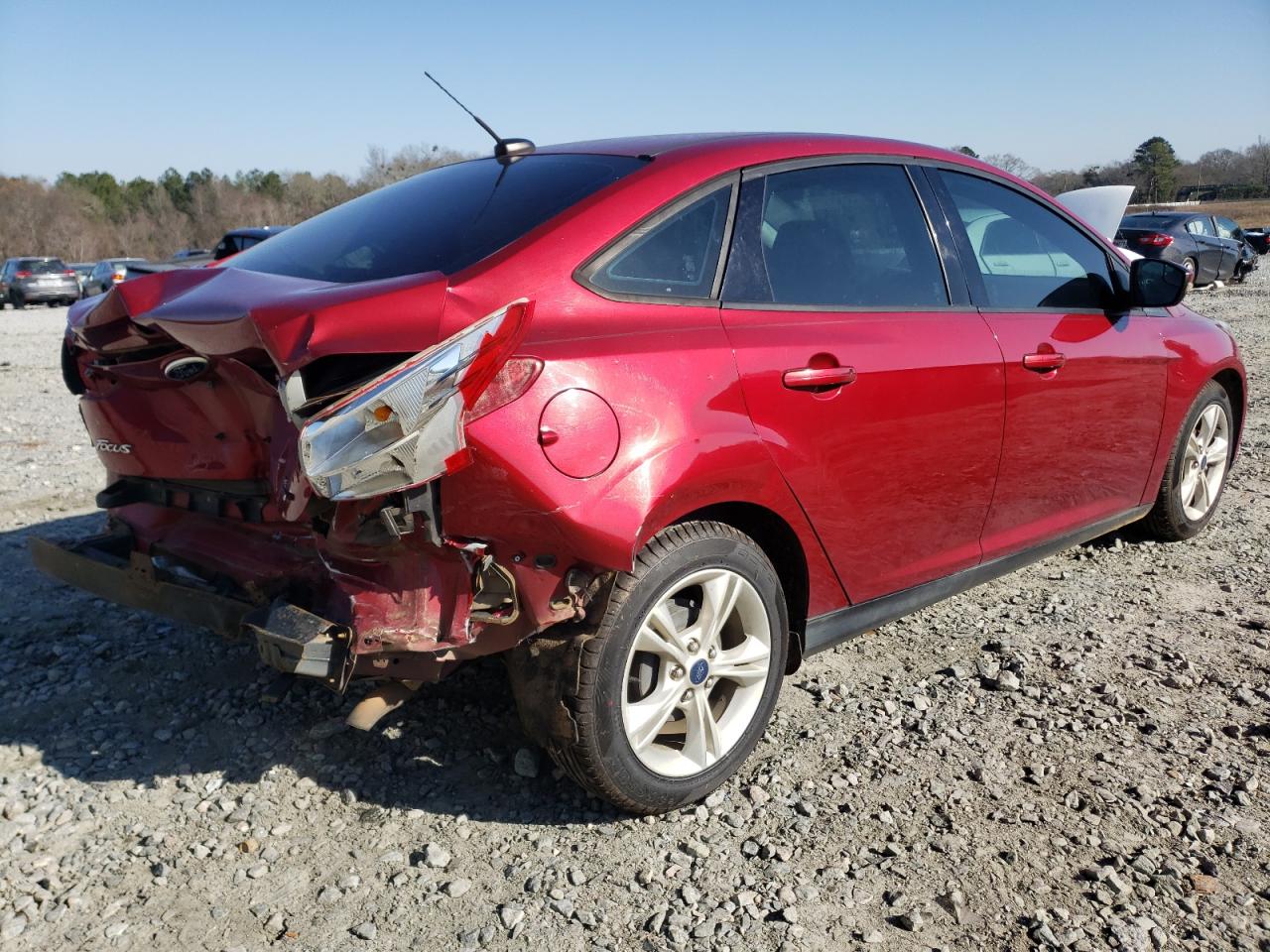 Photo 4 from auction – 2014 FORD FOCUS SE with VIN 1FADP3F22EL435847