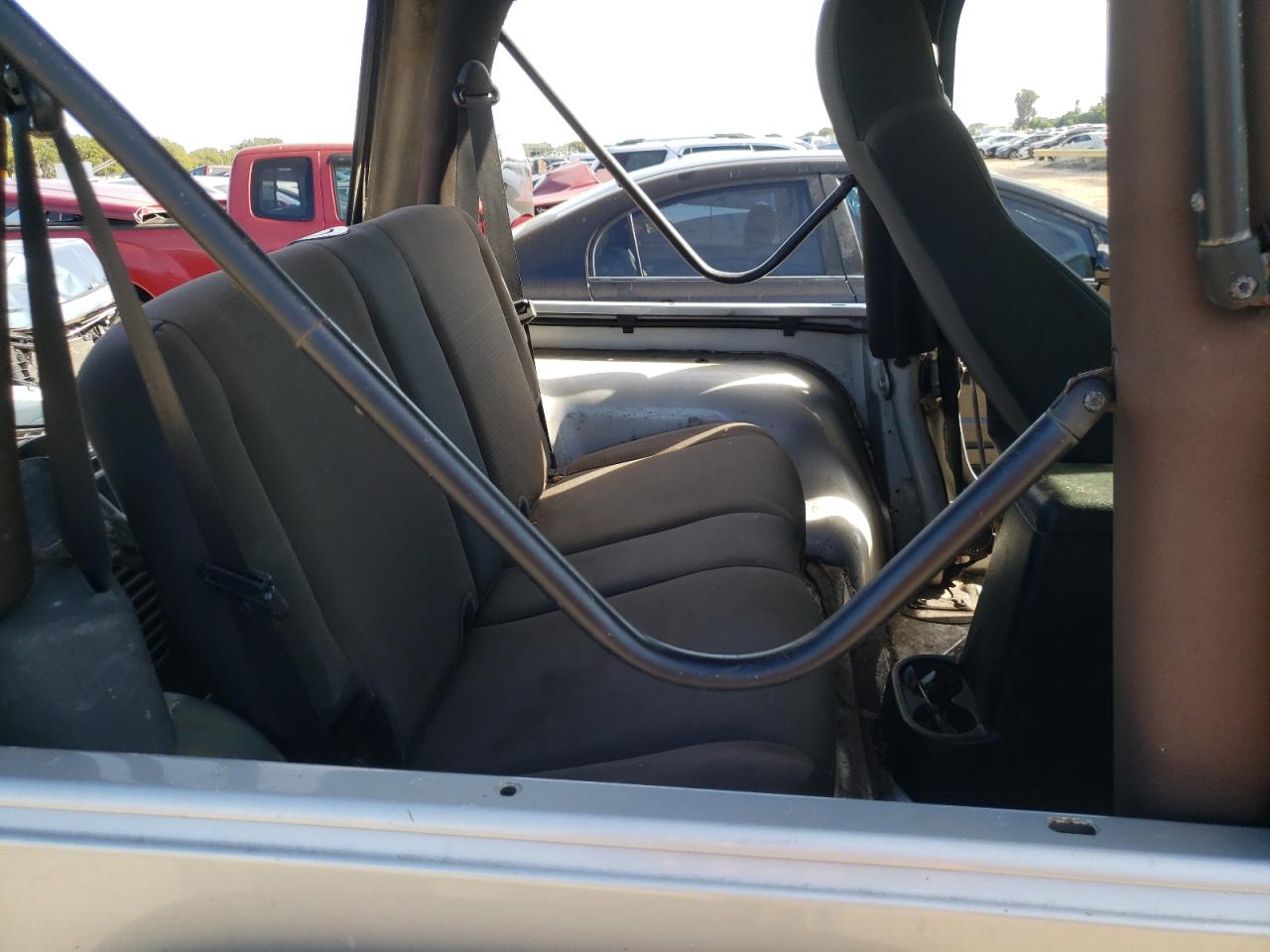 Photo 6 from auction – 2006 JEEP WRANGLER X with VIN 1J4FA39S76P725599