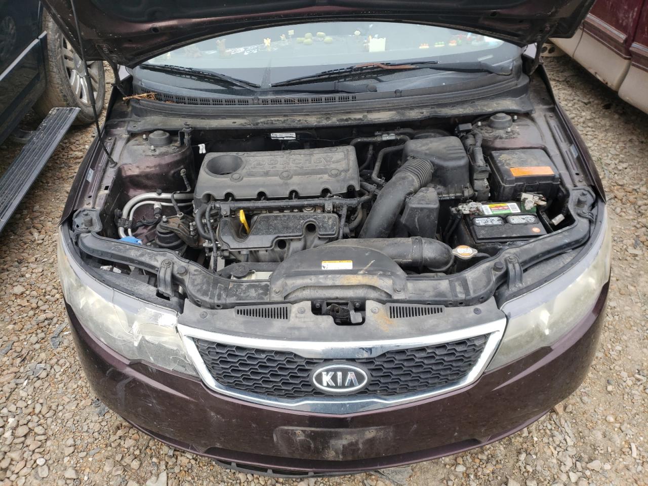 Photo 7 from auction – 2011 KIA FORTE with VIN KNAFU4A25B5355447