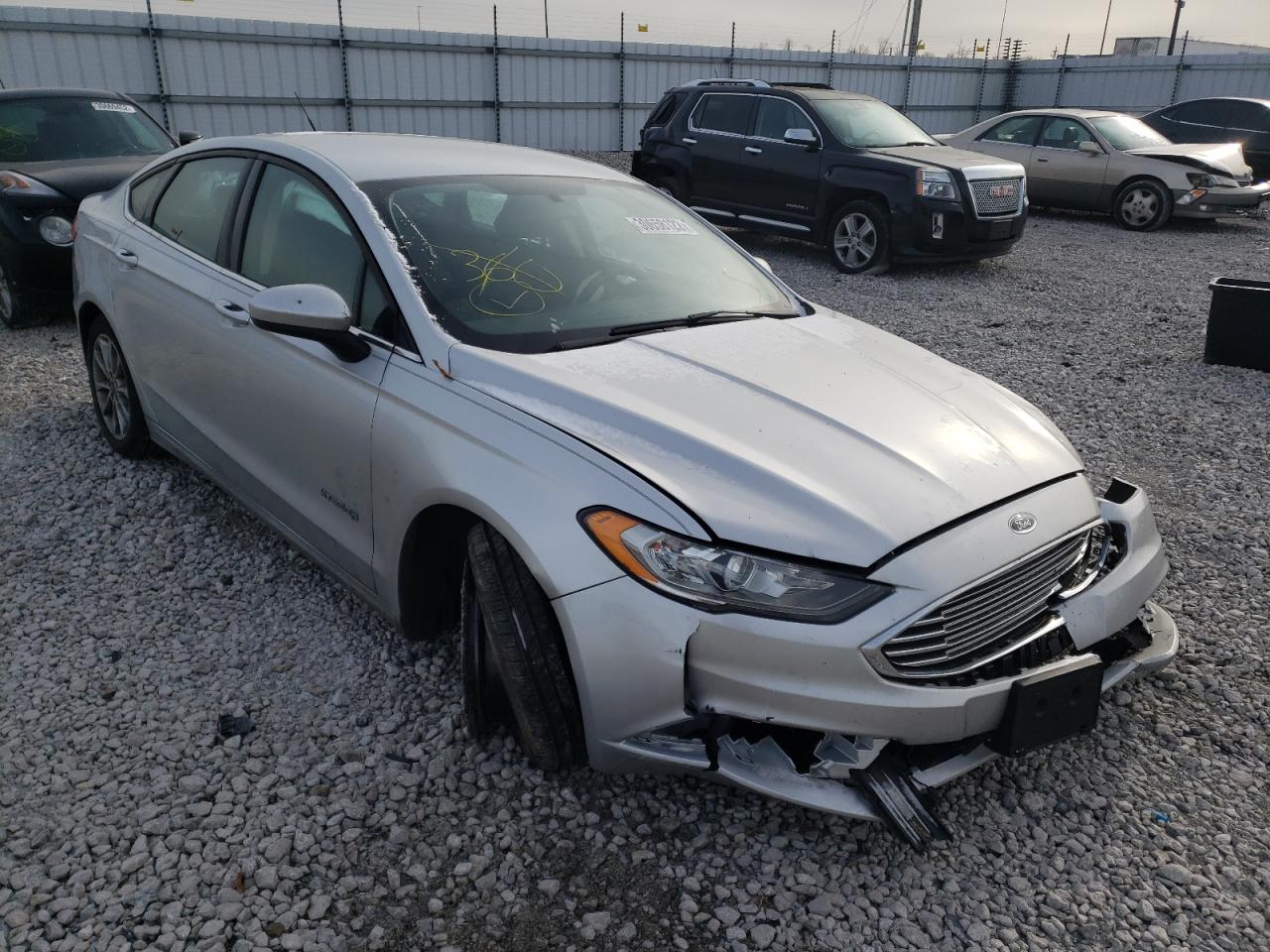 FORD FUSION SE 2017 with VIN 3FA6P0LU2HR167496 - Photo from auction