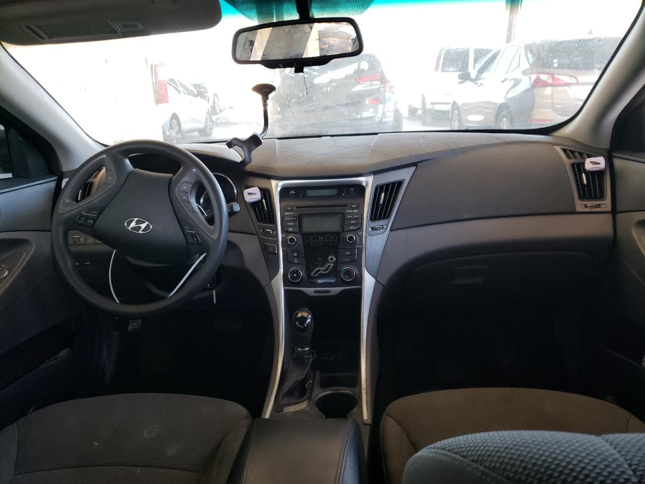 Photo 9 from auction – 2013 HYUNDAI SONATA GLS with VIN 5NPEB4AC1DH765453