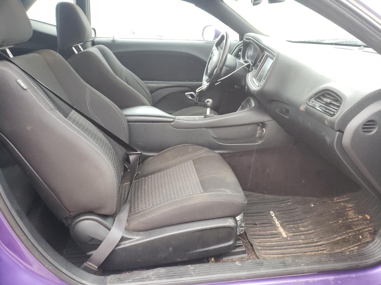 Photo 5 from auction – 2016 DODGE CHALLENGER with VIN 2C3CDZBT7GH202048
