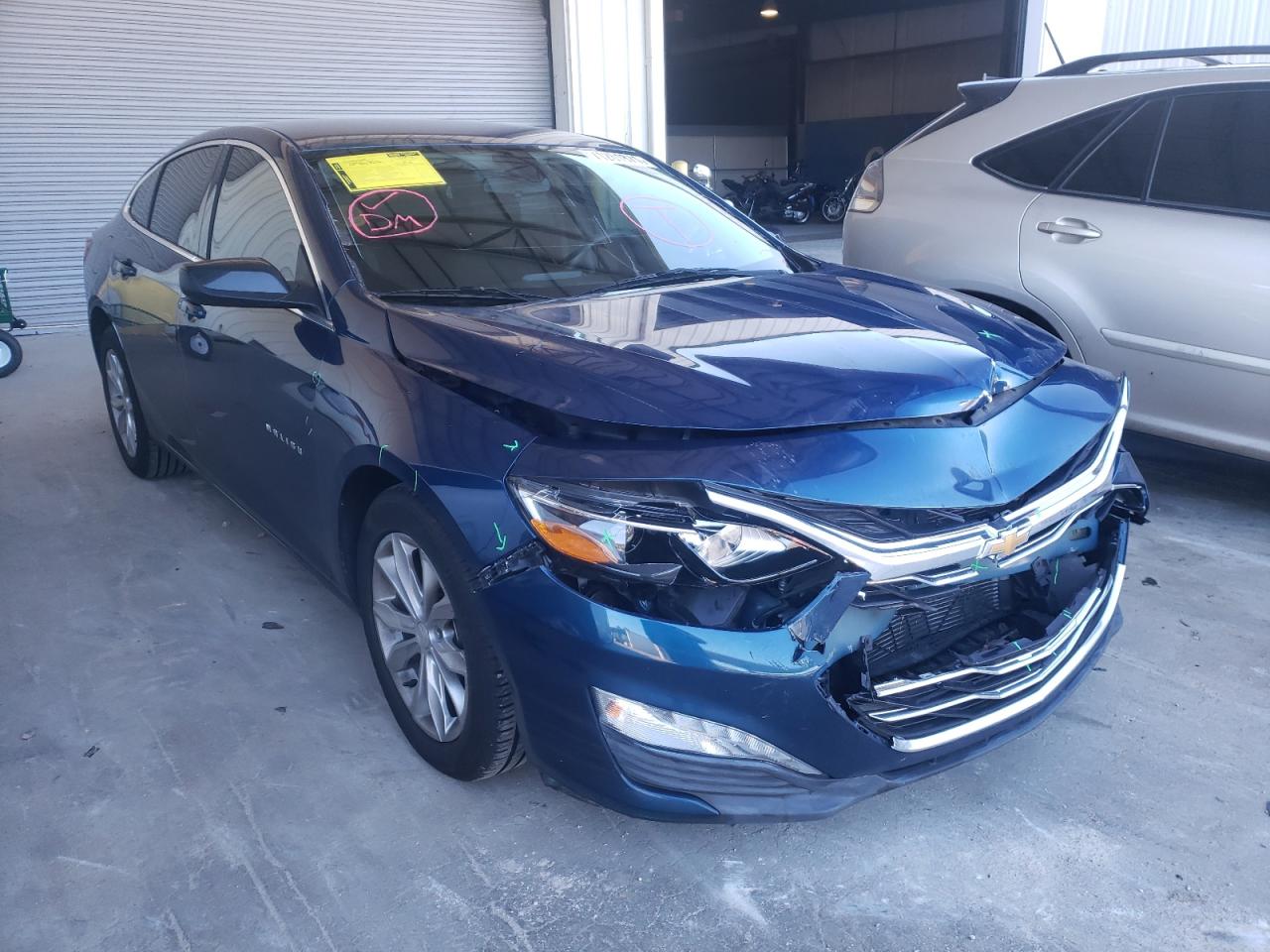 Photo 1 from auction – 2019 CHEVROLET MALIBU LT with VIN 1G1ZD5ST6KF160585