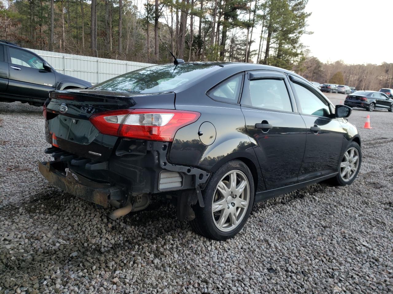 Photo 4 from auction – 2013 FORD FOCUS S with VIN 1FADP3E20DL188621