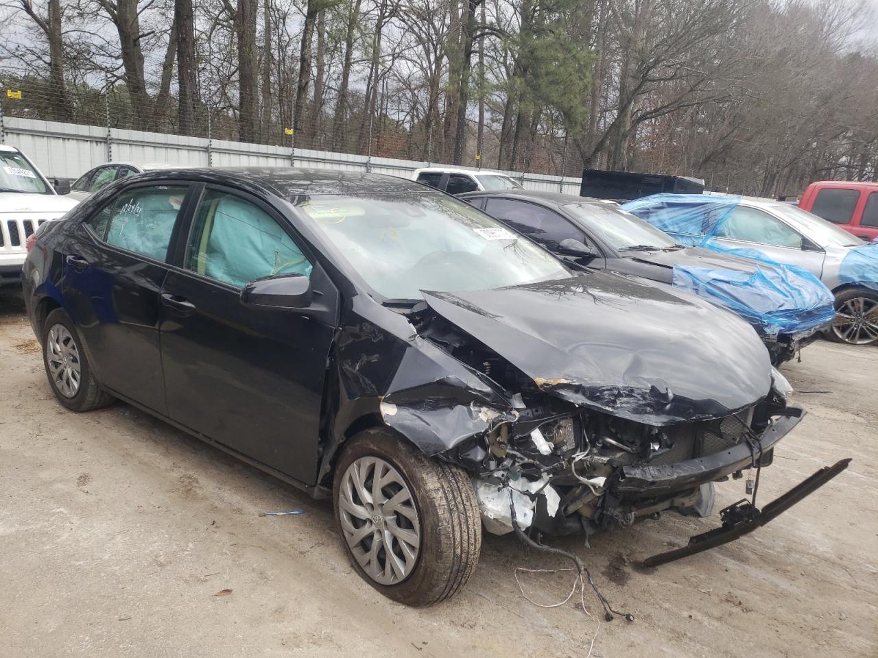 TOYOTA COROLLA L 2018 with VIN 5YFBURHEXJP822880 - Photo from auction