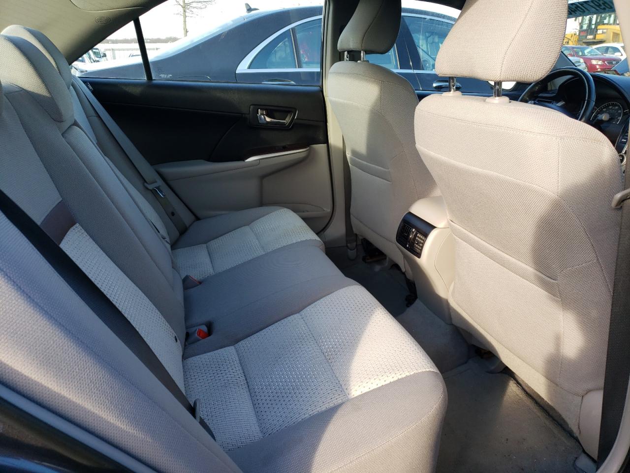 Photo 6 from auction – 2014 TOYOTA CAMRY L with VIN 4T4BF1FK4ER381097