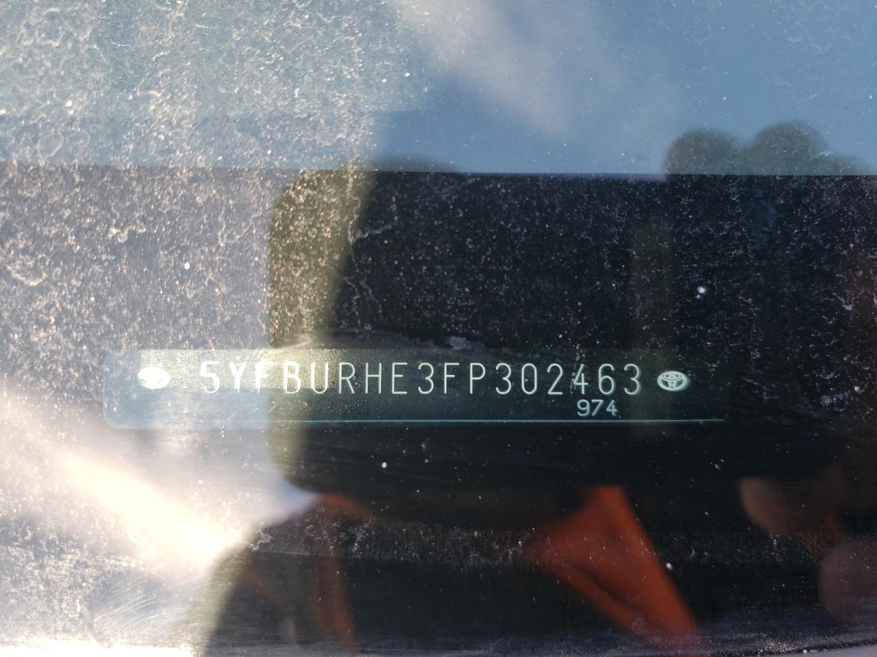 Photo 10 from auction – 2015 TOYOTA COROLLA L with VIN 5YFBURHE3FP302463