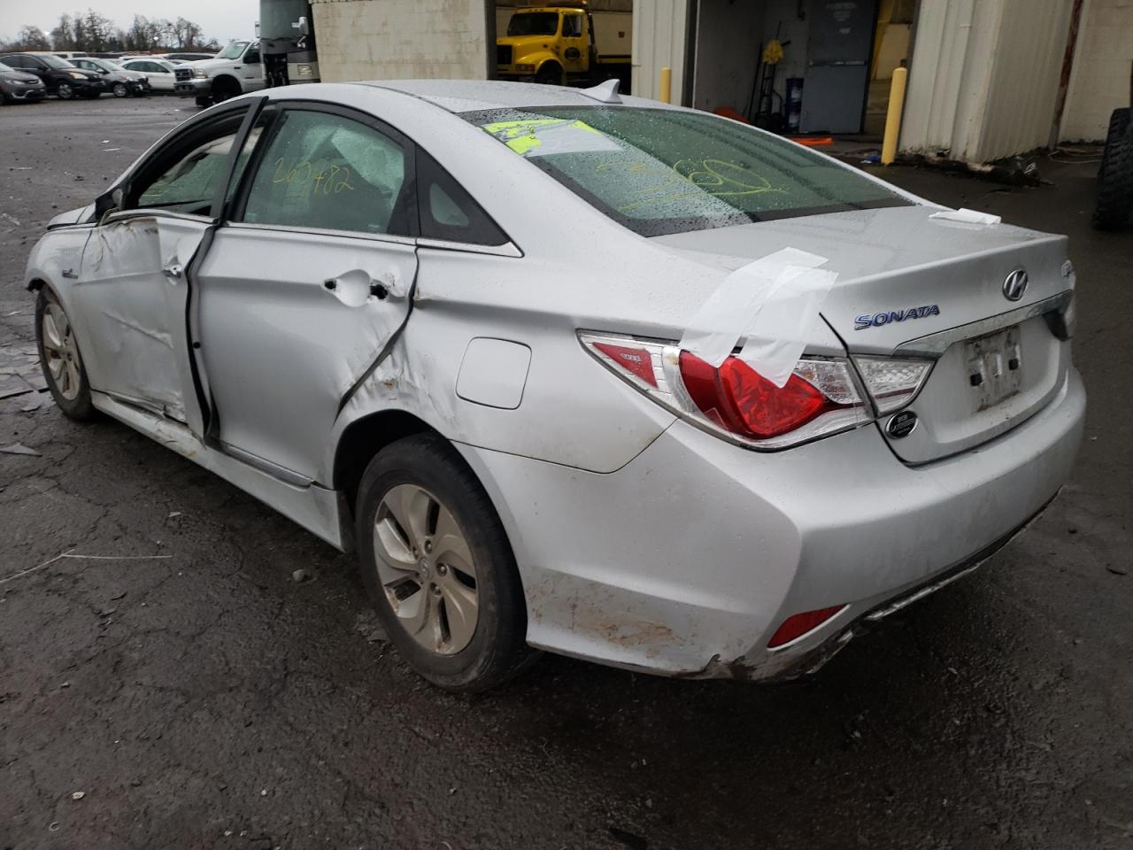 Photo 3 from auction – 2015 HYUNDAI SONATA HYB with VIN KMHEC4A4XFA139587