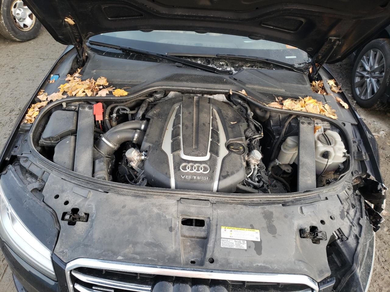 Photo 7 from auction – 2015 AUDI A8 QUATTRO with VIN WAUJ2AFD0FN026508