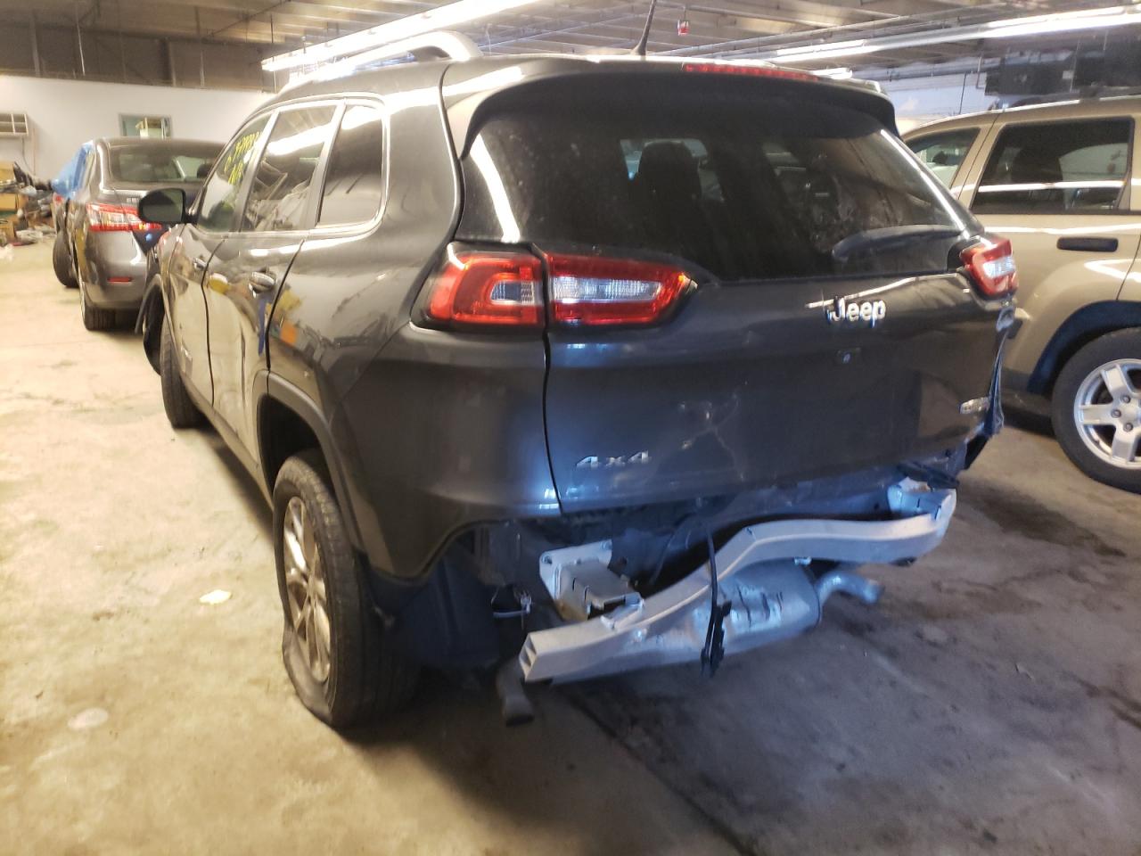 Photo 3 from auction – 2015 JEEP CHEROKEE L with VIN 1C4PJMCS4FW558147