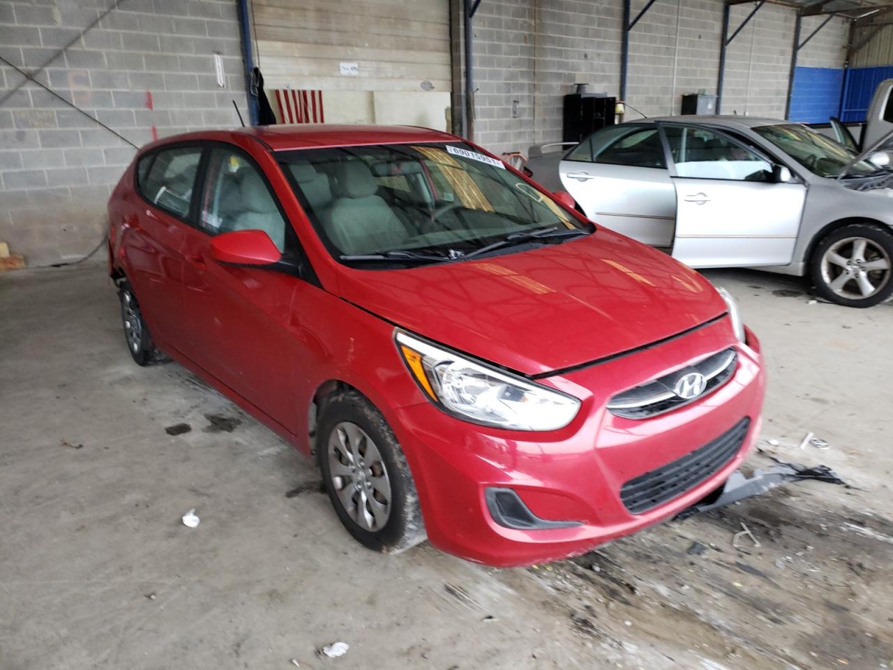 HYUNDAI ACCENT SE 2017 with VIN KMHCT5AE5HU311600 - Photo from auction