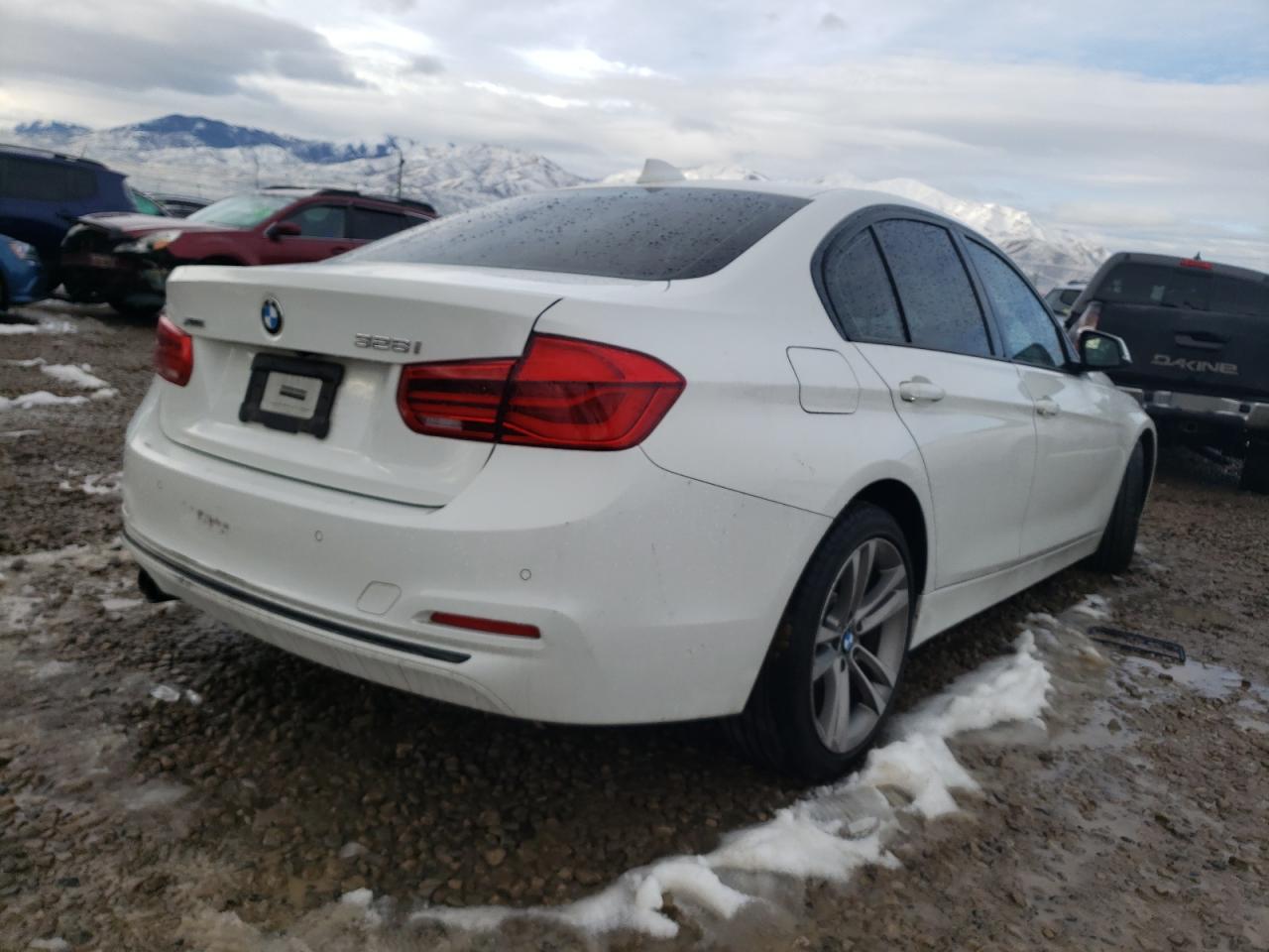 Photo 4 from auction – 2016 BMW 328 XI SUL with VIN WBA8E3G53GNU01446