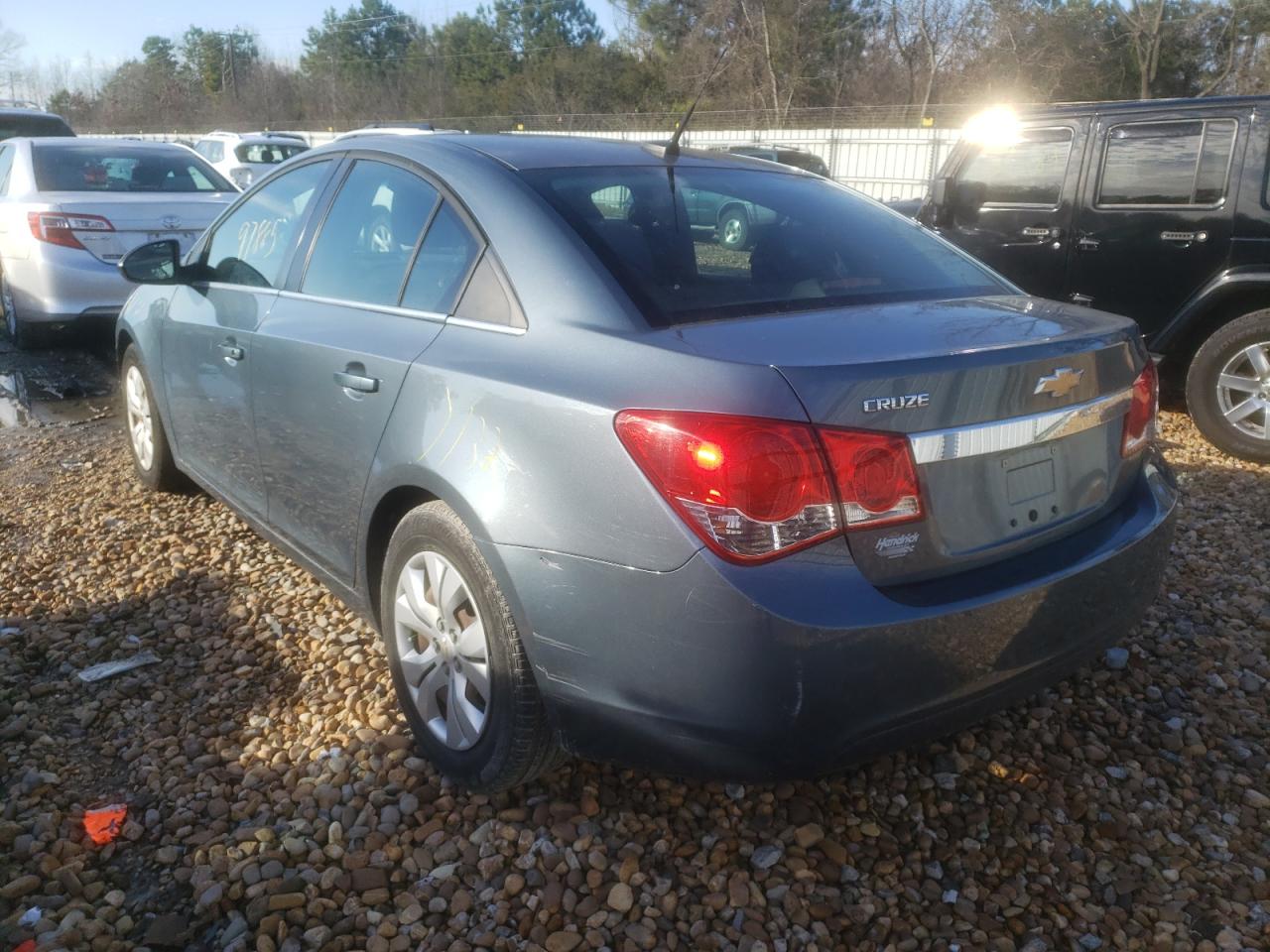 Photo 3 from auction – 2012 CHEVROLET CRUZE LS with VIN 1G1PC5SH7C7290618