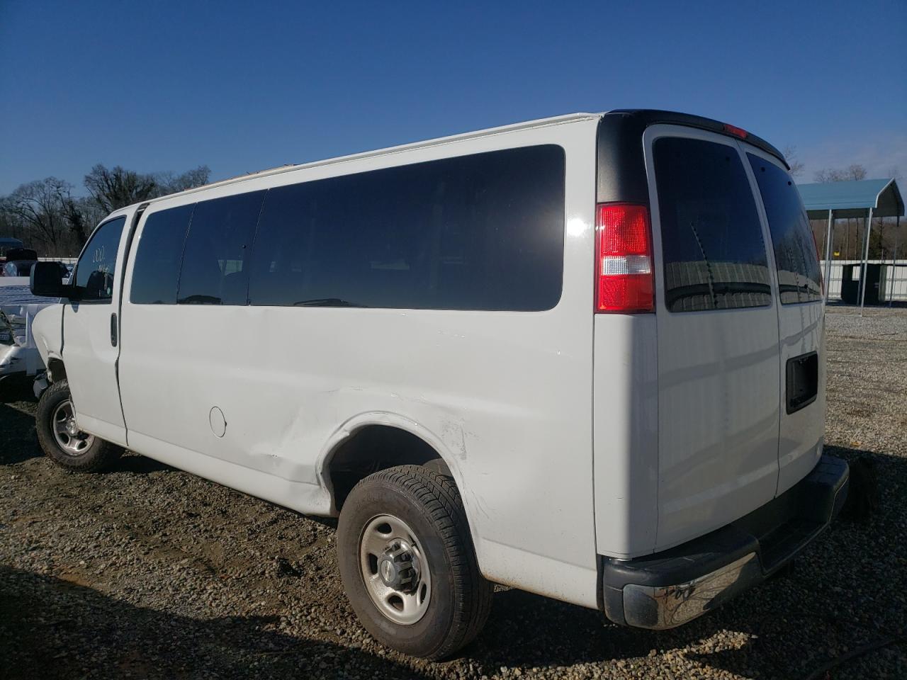 Photo 3 from auction – 2018 CHEVROLET EXPRESS G3 with VIN 1GAZGPFP2J1263384