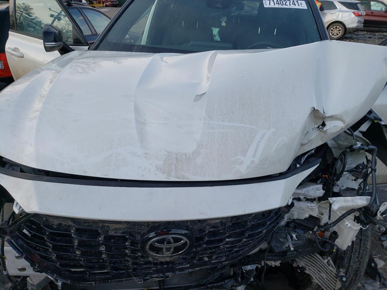Photo 7 from auction – 2021 TOYOTA HIGHLANDER with VIN 5TDJZRBH2MS134982