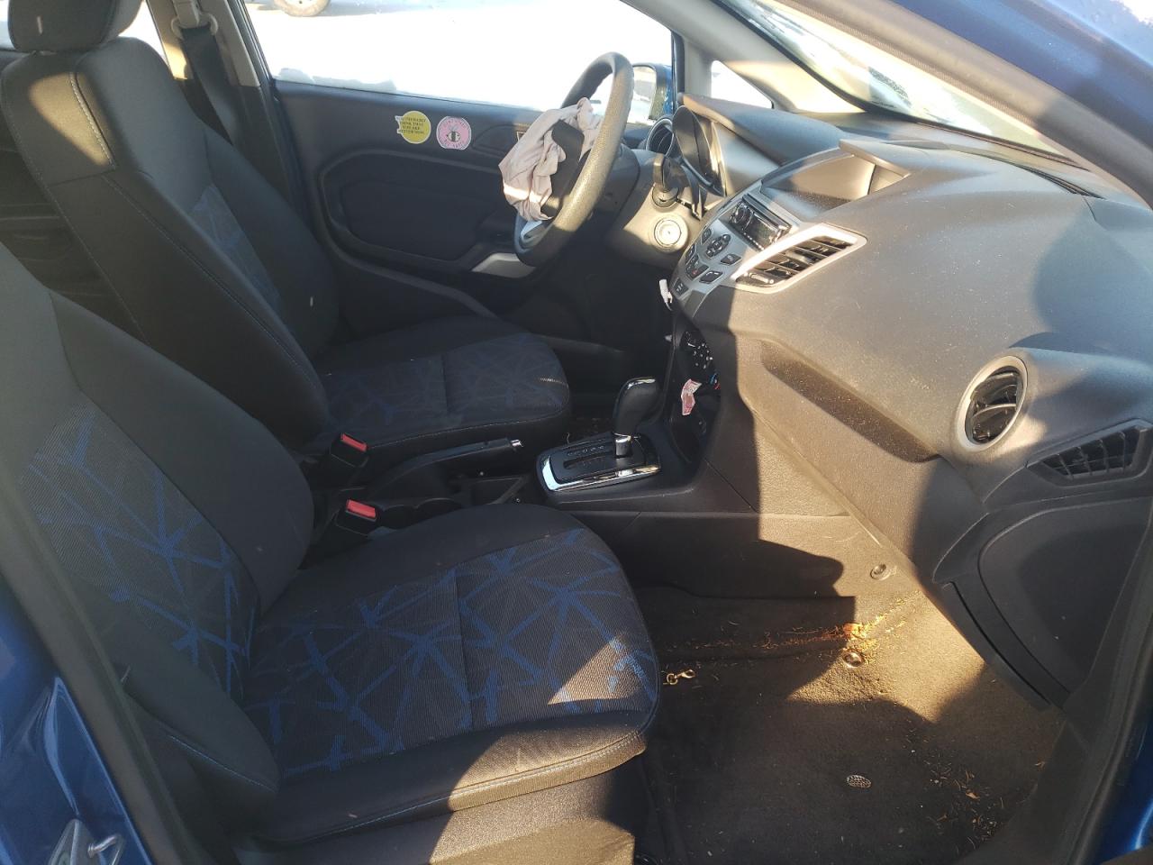 Photo 5 from auction – 2011 FORD FIESTA SE with VIN 3FADP4EJ4BM175380