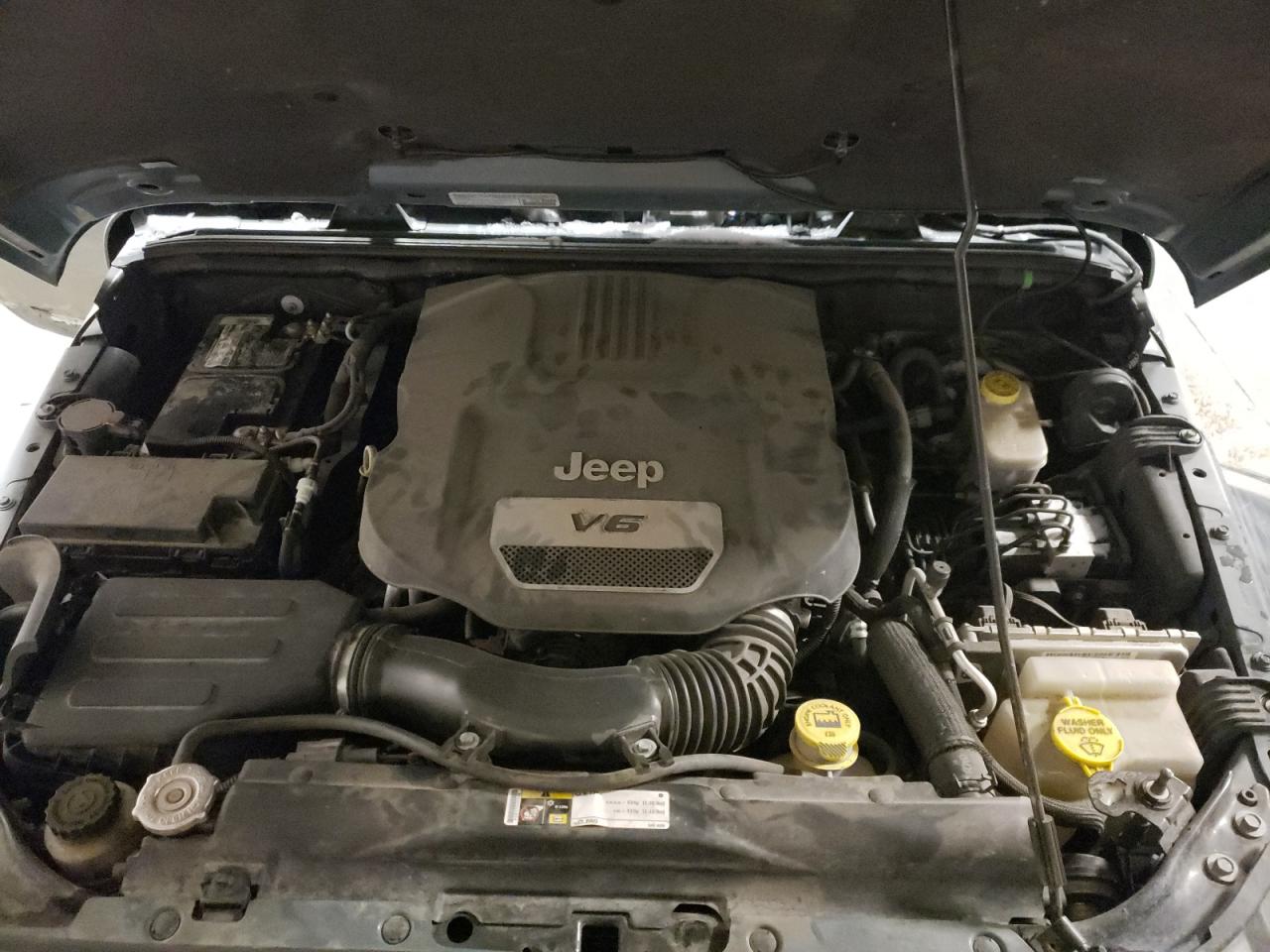 Photo 7 from auction – 2014 JEEP WRANGLER U with VIN 1C4BJWEG4EL135924