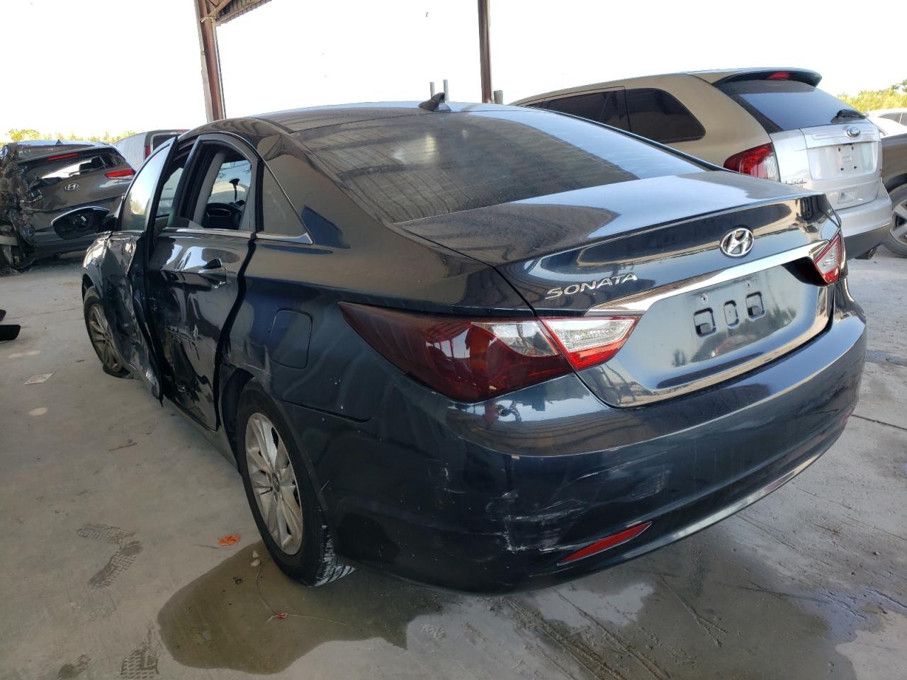 Photo 3 from auction – 2013 HYUNDAI SONATA GLS with VIN 5NPEB4AC1DH765453