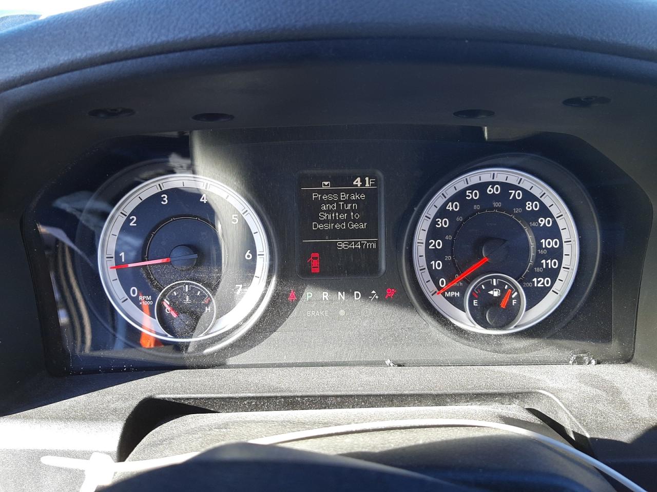 Photo 8 from auction – 2013 RAM 1500 ST with VIN 3C6JR6DG2DG509777