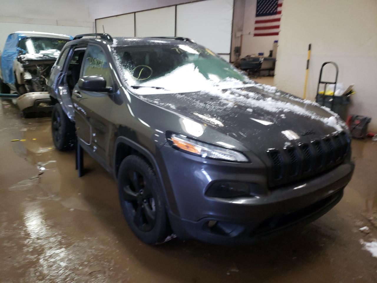 Photo 1 from auction – 2016 JEEP CHEROKEE L with VIN 1C4PJMCS1GW122972